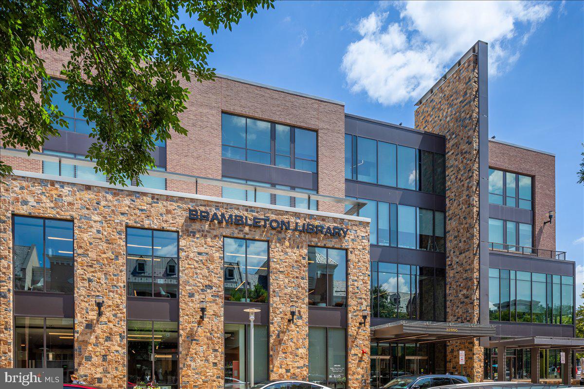 42533 MAGELLAN SQ, BRAMBLETON, Virginia 20148, 3 Bedrooms Bedrooms, ,2 BathroomsBathrooms,Residential,For sale,42533 MAGELLAN SQ,VALO2109420 MLS # VALO2109420 42533 MAGELLAN SQ, BRAMBLETON, Virginia 20148, 3 Bedrooms Bedrooms, ,2 BathroomsBathrooms,Residential,For sale,42533 MAGELLAN SQ,VALO2109420 MLS # VALO2109420