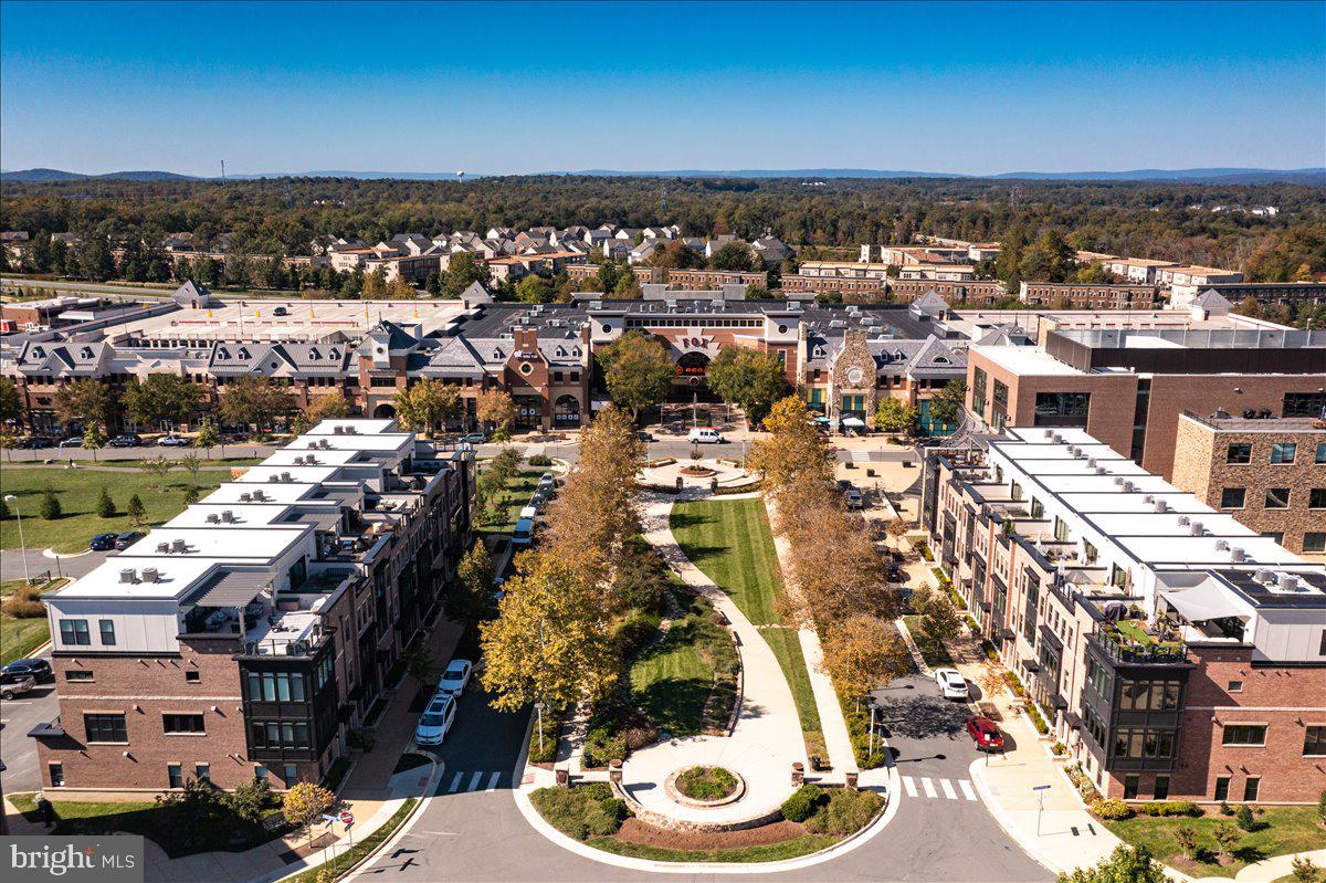 42533 MAGELLAN SQ, BRAMBLETON, Virginia 20148, 3 Bedrooms Bedrooms, ,2 BathroomsBathrooms,Residential,For sale,42533 MAGELLAN SQ,VALO2109420 MLS # VALO2109420 42533 MAGELLAN SQ, BRAMBLETON, Virginia 20148, 3 Bedrooms Bedrooms, ,2 BathroomsBathrooms,Residential,For sale,42533 MAGELLAN SQ,VALO2109420 MLS # VALO2109420