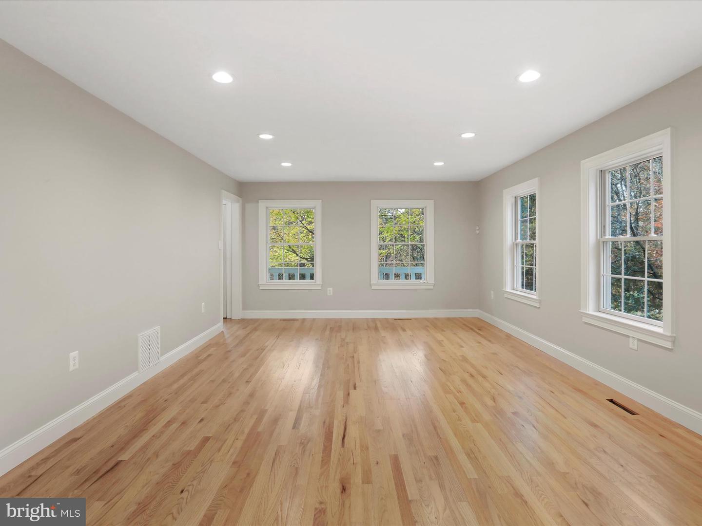 509 MILFORD LN, FORT VALLEY, Virginia 22652, 3 Bedrooms Bedrooms, ,2 BathroomsBathrooms,Residential,For sale,509 MILFORD LN,VASH2012834 MLS # VASH2012834 509 MILFORD LN, FORT VALLEY, Virginia 22652, 3 Bedrooms Bedrooms, ,2 BathroomsBathrooms,Residential,For sale,509 MILFORD LN,VASH2012834 MLS # VASH2012834