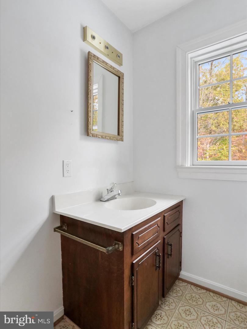 509 MILFORD LN, FORT VALLEY, Virginia 22652, 3 Bedrooms Bedrooms, ,2 BathroomsBathrooms,Residential,For sale,509 MILFORD LN,VASH2012834 MLS # VASH2012834 509 MILFORD LN, FORT VALLEY, Virginia 22652, 3 Bedrooms Bedrooms, ,2 BathroomsBathrooms,Residential,For sale,509 MILFORD LN,VASH2012834 MLS # VASH2012834