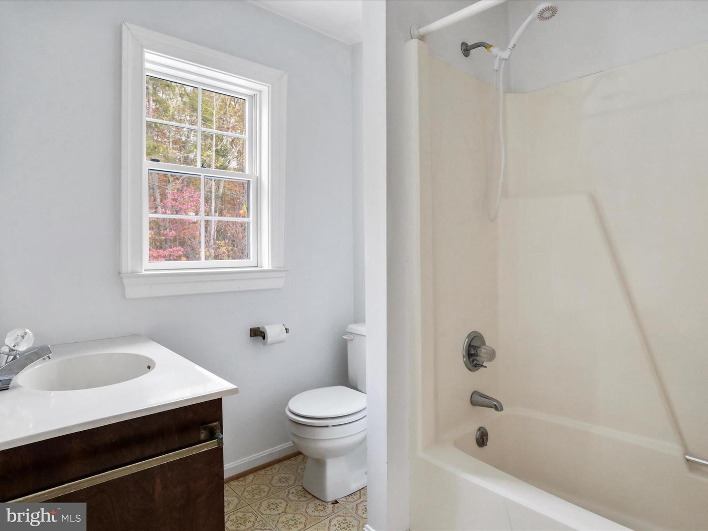 509 MILFORD LN, FORT VALLEY, Virginia 22652, 3 Bedrooms Bedrooms, ,2 BathroomsBathrooms,Residential,For sale,509 MILFORD LN,VASH2012834 MLS # VASH2012834 509 MILFORD LN, FORT VALLEY, Virginia 22652, 3 Bedrooms Bedrooms, ,2 BathroomsBathrooms,Residential,For sale,509 MILFORD LN,VASH2012834 MLS # VASH2012834