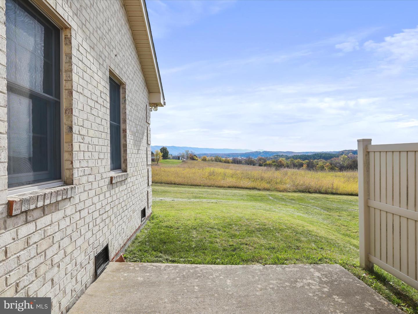 135 MAYNARD LN, STRASBURG, Virginia 22657, 3 Bedrooms Bedrooms, ,2 BathroomsBathrooms,Residential,For sale,135 MAYNARD LN,VASH2012836 MLS # VASH2012836 135 MAYNARD LN, STRASBURG, Virginia 22657, 3 Bedrooms Bedrooms, ,2 BathroomsBathrooms,Residential,For sale,135 MAYNARD LN,VASH2012836 MLS # VASH2012836