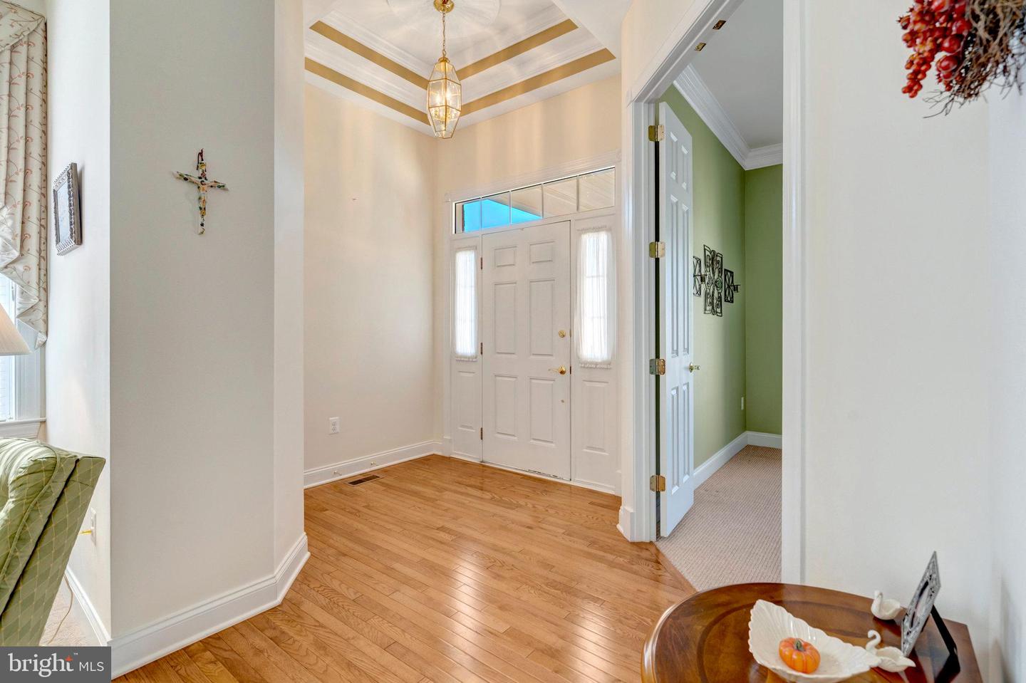 5226 CANYON CREEK WAY, HAYMARKET, Virginia 20169, 2 Bedrooms Bedrooms, ,2 BathroomsBathrooms,Residential,For sale,5226 CANYON CREEK WAY,VAPW2106562 MLS # VAPW2106562