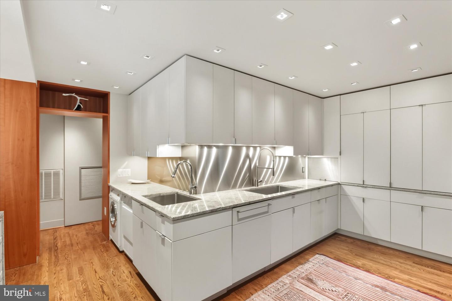 2101 CONNECTICUT AVE NW #53, WASHINGTON, District Of Columbia 20008, 3 Bedrooms Bedrooms, ,2 BathroomsBathrooms,Residential,For sale,2101 CONNECTICUT AVE NW #53,DCDC2228408 MLS # DCDC2228408