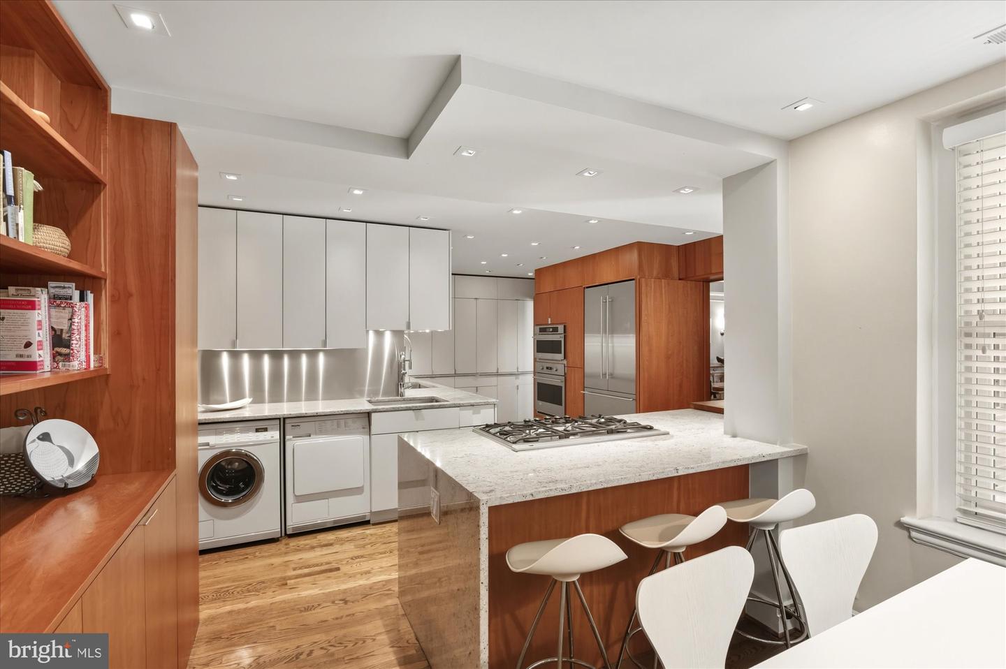 2101 CONNECTICUT AVE NW #53, WASHINGTON, District Of Columbia 20008, 3 Bedrooms Bedrooms, ,2 BathroomsBathrooms,Residential,For sale,2101 CONNECTICUT AVE NW #53,DCDC2228408 MLS # DCDC2228408