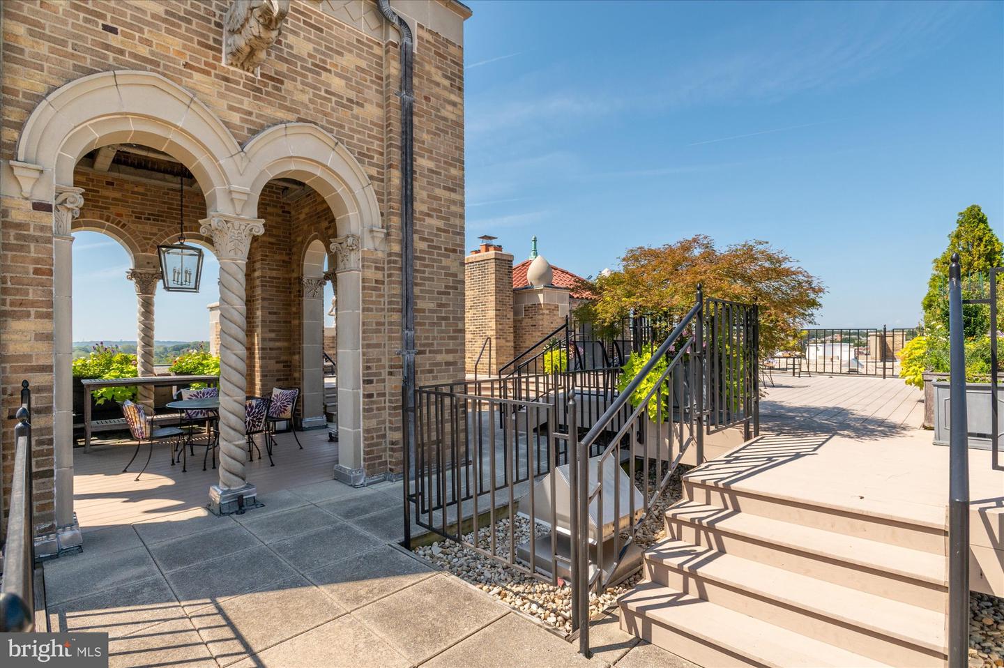 2101 CONNECTICUT AVE NW #53, WASHINGTON, District Of Columbia 20008, 3 Bedrooms Bedrooms, ,2 BathroomsBathrooms,Residential,For sale,2101 CONNECTICUT AVE NW #53,DCDC2228408 MLS # DCDC2228408