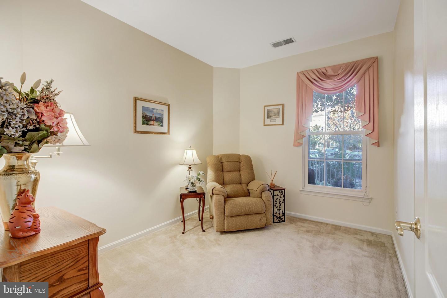 7708-C HAYNES POINT WAY #9C, ALEXANDRIA, Virginia 22315, 3 Bedrooms Bedrooms, ,2 BathroomsBathrooms,Residential,For sale,7708-C HAYNES POINT WAY #9C,VAFX2275852 MLS # VAFX2275852 7708-C HAYNES POINT WAY #9C, ALEXANDRIA, Virginia 22315, 3 Bedrooms Bedrooms, ,2 BathroomsBathrooms,Residential,For sale,7708-C HAYNES POINT WAY #9C,VAFX2275852 MLS # VAFX2275852