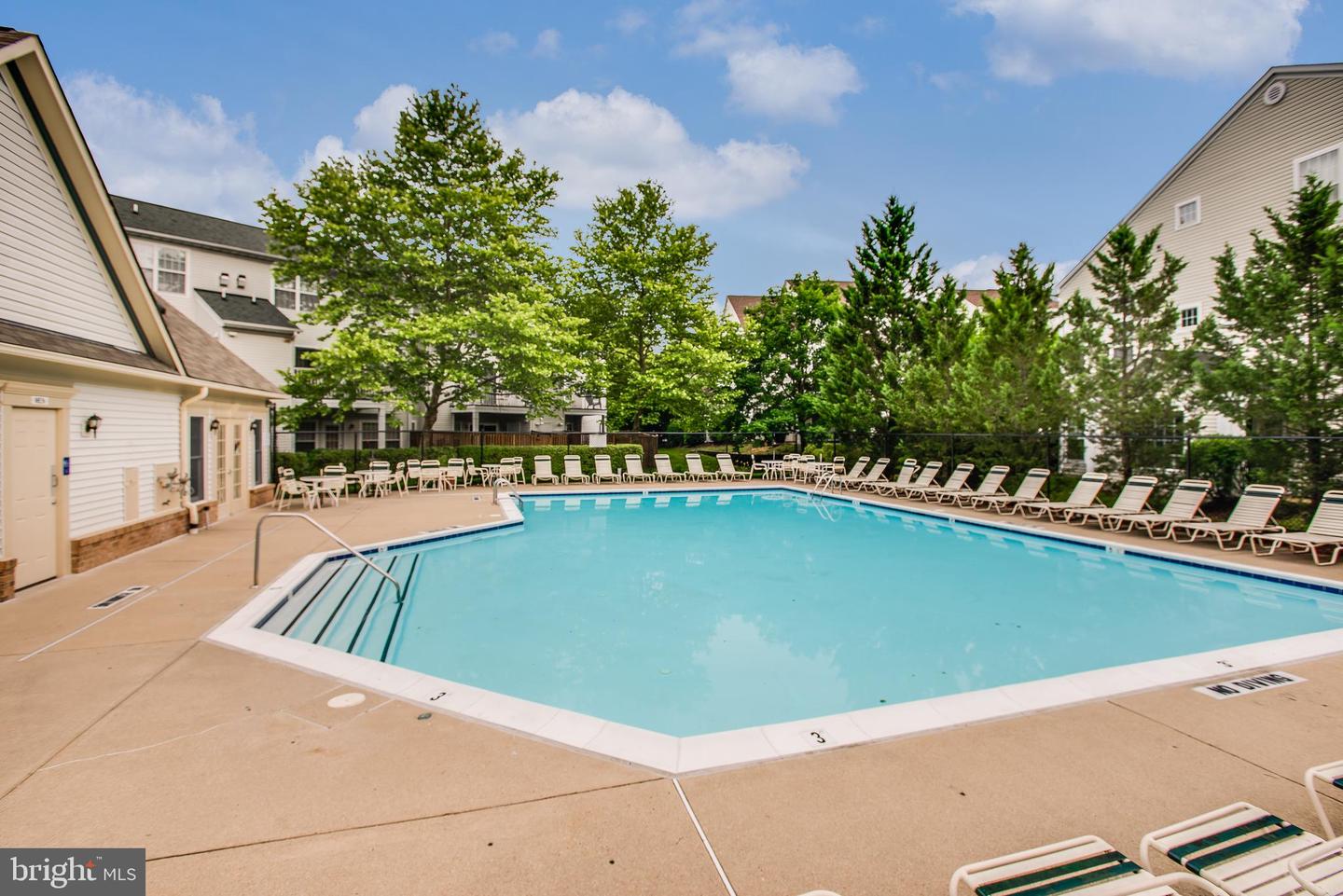 7708-C HAYNES POINT WAY #9C, ALEXANDRIA, Virginia 22315, 3 Bedrooms Bedrooms, ,2 BathroomsBathrooms,Residential,For sale,7708-C HAYNES POINT WAY #9C,VAFX2275852 MLS # VAFX2275852 7708-C HAYNES POINT WAY #9C, ALEXANDRIA, Virginia 22315, 3 Bedrooms Bedrooms, ,2 BathroomsBathrooms,Residential,For sale,7708-C HAYNES POINT WAY #9C,VAFX2275852 MLS # VAFX2275852