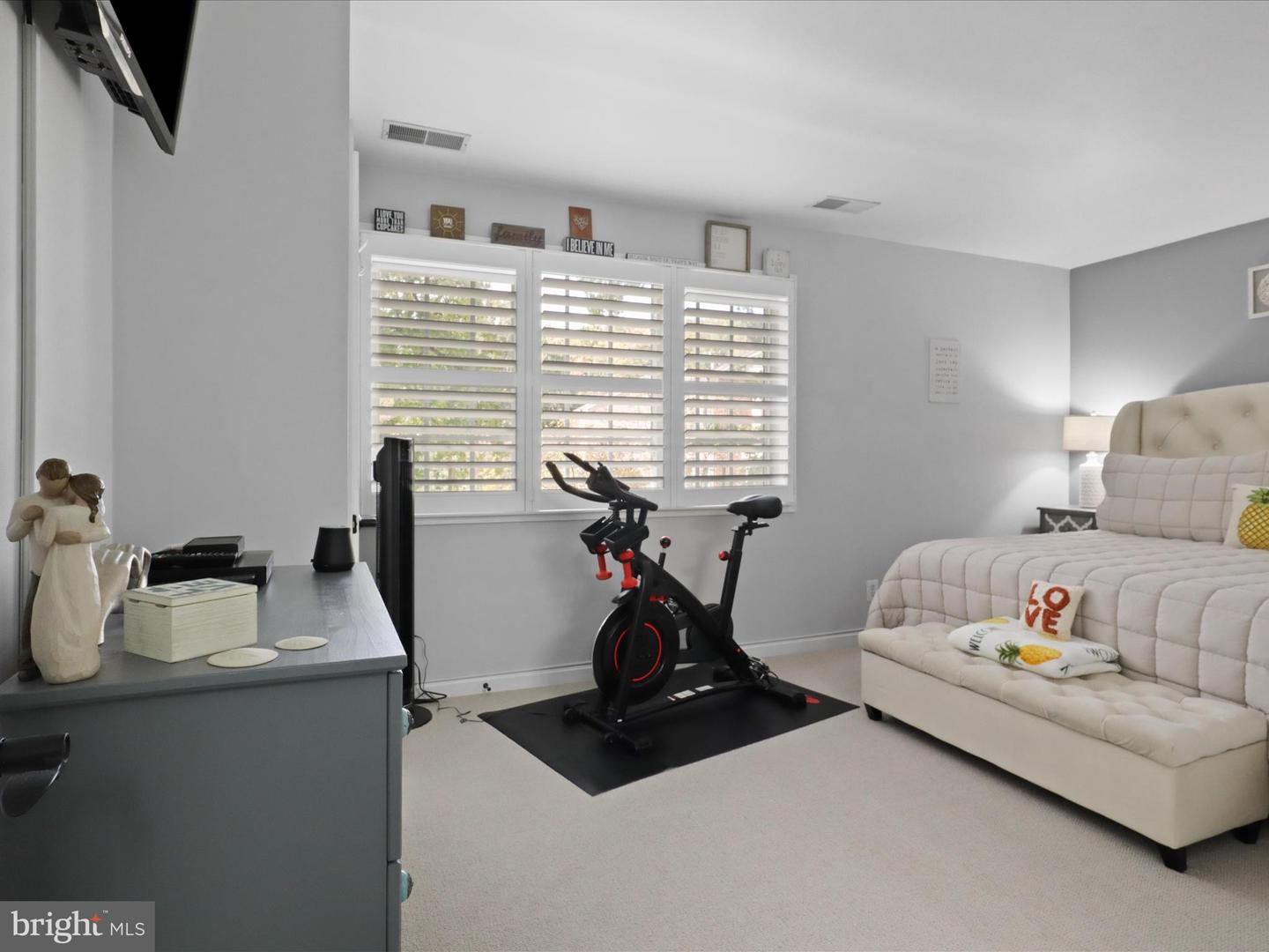 1173 N VAN DORN ST, ALEXANDRIA, Virginia 22304, 3 Bedrooms Bedrooms, ,2 BathroomsBathrooms,Residential,For sale,1173 N VAN DORN ST,VAAX2051140 MLS # VAAX2051140 1173 N VAN DORN ST, ALEXANDRIA, Virginia 22304, 3 Bedrooms Bedrooms, ,2 BathroomsBathrooms,Residential,For sale,1173 N VAN DORN ST,VAAX2051140 MLS # VAAX2051140