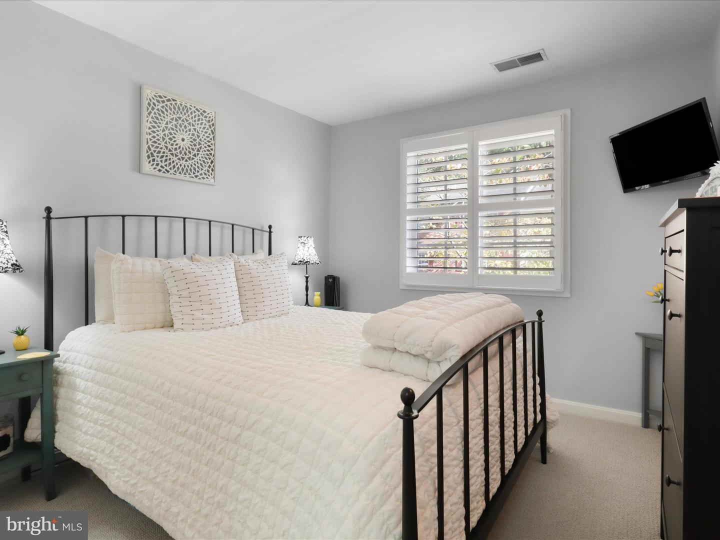 1173 N VAN DORN ST, ALEXANDRIA, Virginia 22304, 3 Bedrooms Bedrooms, ,2 BathroomsBathrooms,Residential,For sale,1173 N VAN DORN ST,VAAX2051140 MLS # VAAX2051140 1173 N VAN DORN ST, ALEXANDRIA, Virginia 22304, 3 Bedrooms Bedrooms, ,2 BathroomsBathrooms,Residential,For sale,1173 N VAN DORN ST,VAAX2051140 MLS # VAAX2051140