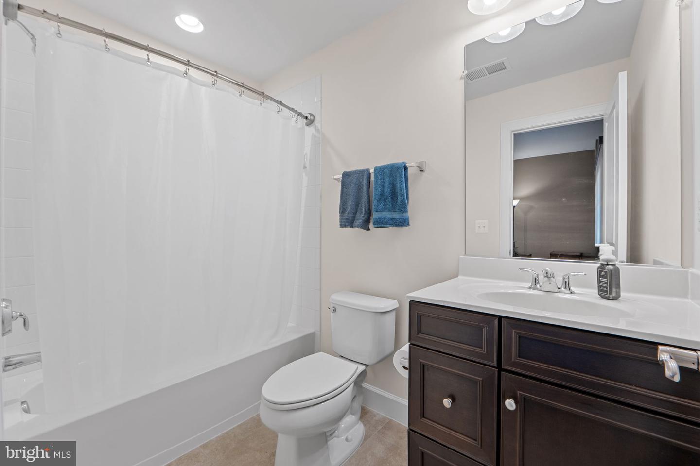 15288 WESTHAM CT, HAYMARKET, Virginia 20169, 3 Bedrooms Bedrooms, ,3 BathroomsBathrooms,Residential,For sale,15288 WESTHAM CT,VAPW2106638 MLS # VAPW2106638 15288 WESTHAM CT, HAYMARKET, Virginia 20169, 3 Bedrooms Bedrooms, ,3 BathroomsBathrooms,Residential,For sale,15288 WESTHAM CT,VAPW2106638 MLS # VAPW2106638