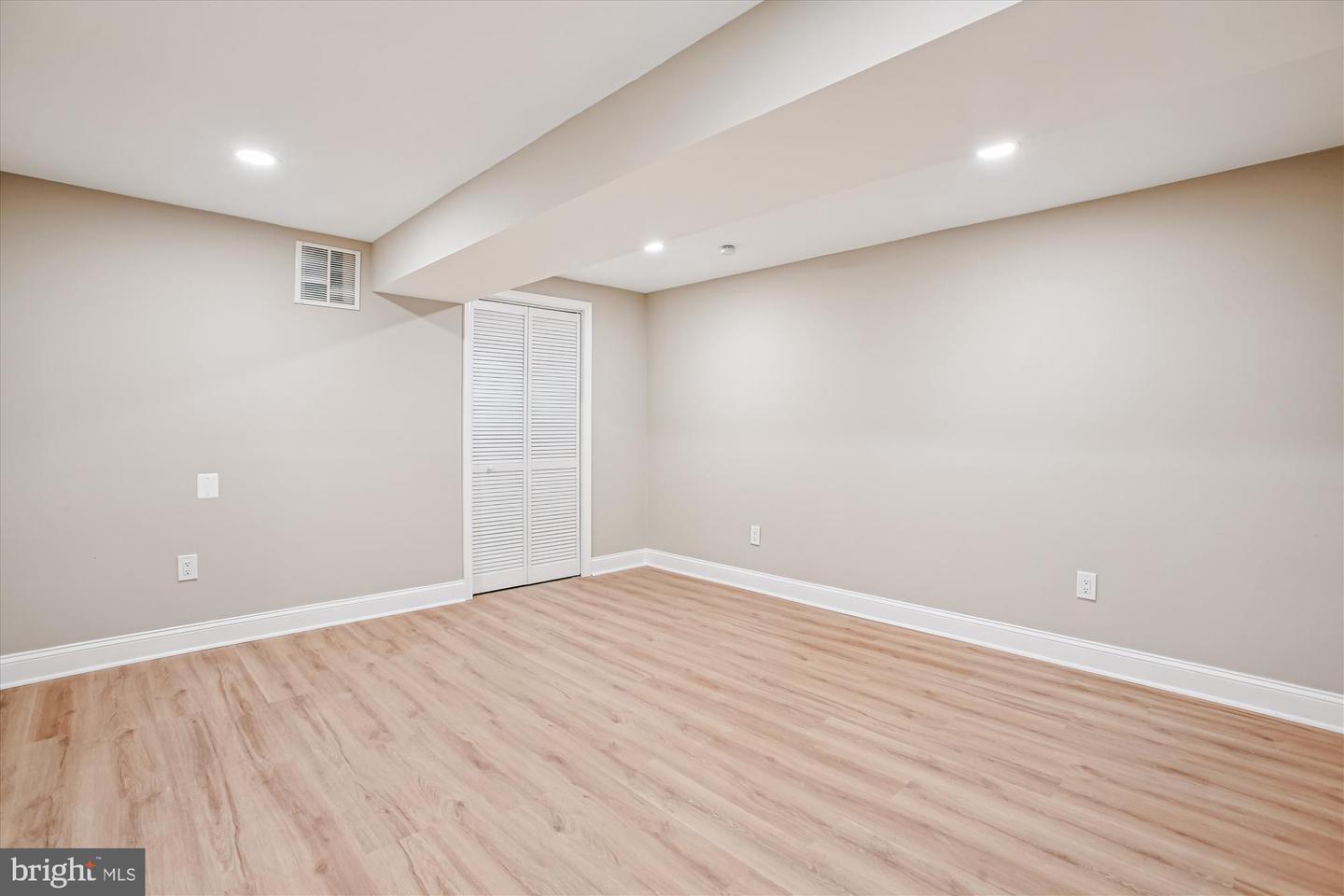 8218 ORVILLE, ALEXANDRIA, Virginia 22309, 4 Bedrooms Bedrooms, 7 Rooms Rooms,3 BathroomsBathrooms,Residential,For sale,8218 ORVILLE,VAFX2276054 MLS # VAFX2276054 8218 ORVILLE, ALEXANDRIA, Virginia 22309, 4 Bedrooms Bedrooms, 7 Rooms Rooms,3 BathroomsBathrooms,Residential,For sale,8218 ORVILLE,VAFX2276054 MLS # VAFX2276054