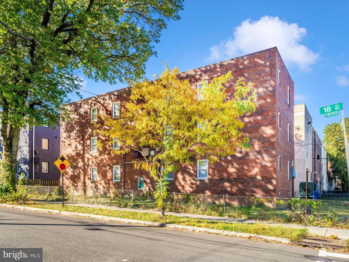 1745 T ST SE, WASHINGTON, District Of Columbia 20020, ,Land,For sale,1745 T ST SE,DCDC2229050 MLS # DCDC2229050