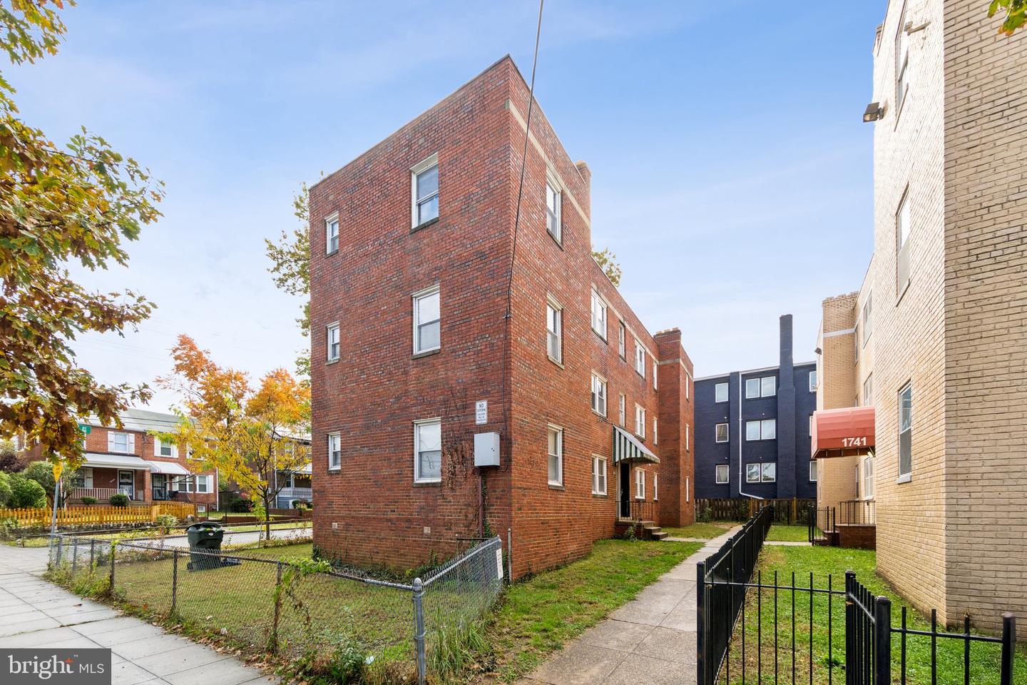 1745 T ST SE, WASHINGTON, District Of Columbia 20020, ,Land,For sale,1745 T ST SE,DCDC2229050 MLS # DCDC2229050