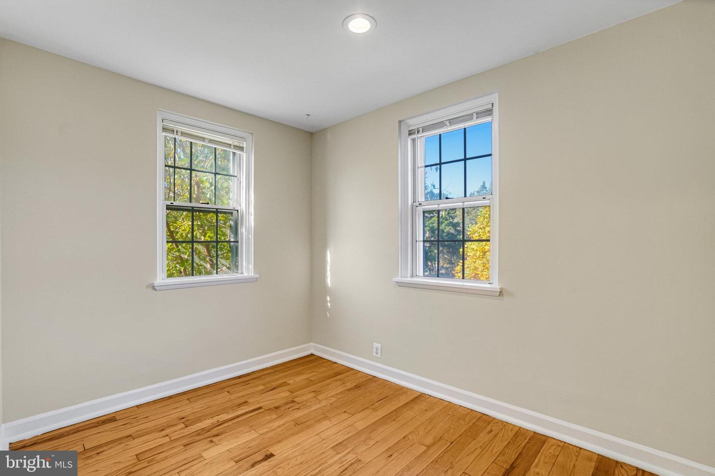 3622 S TAYLOR ST, ARLINGTON, Virginia 22206, 2 Bedrooms Bedrooms, ,2 BathroomsBathrooms,Residential,For sale,3622 S TAYLOR ST,VAAR2065390 MLS # VAAR2065390 3622 S TAYLOR ST, ARLINGTON, Virginia 22206, 2 Bedrooms Bedrooms, ,2 BathroomsBathrooms,Residential,For sale,3622 S TAYLOR ST,VAAR2065390 MLS # VAAR2065390