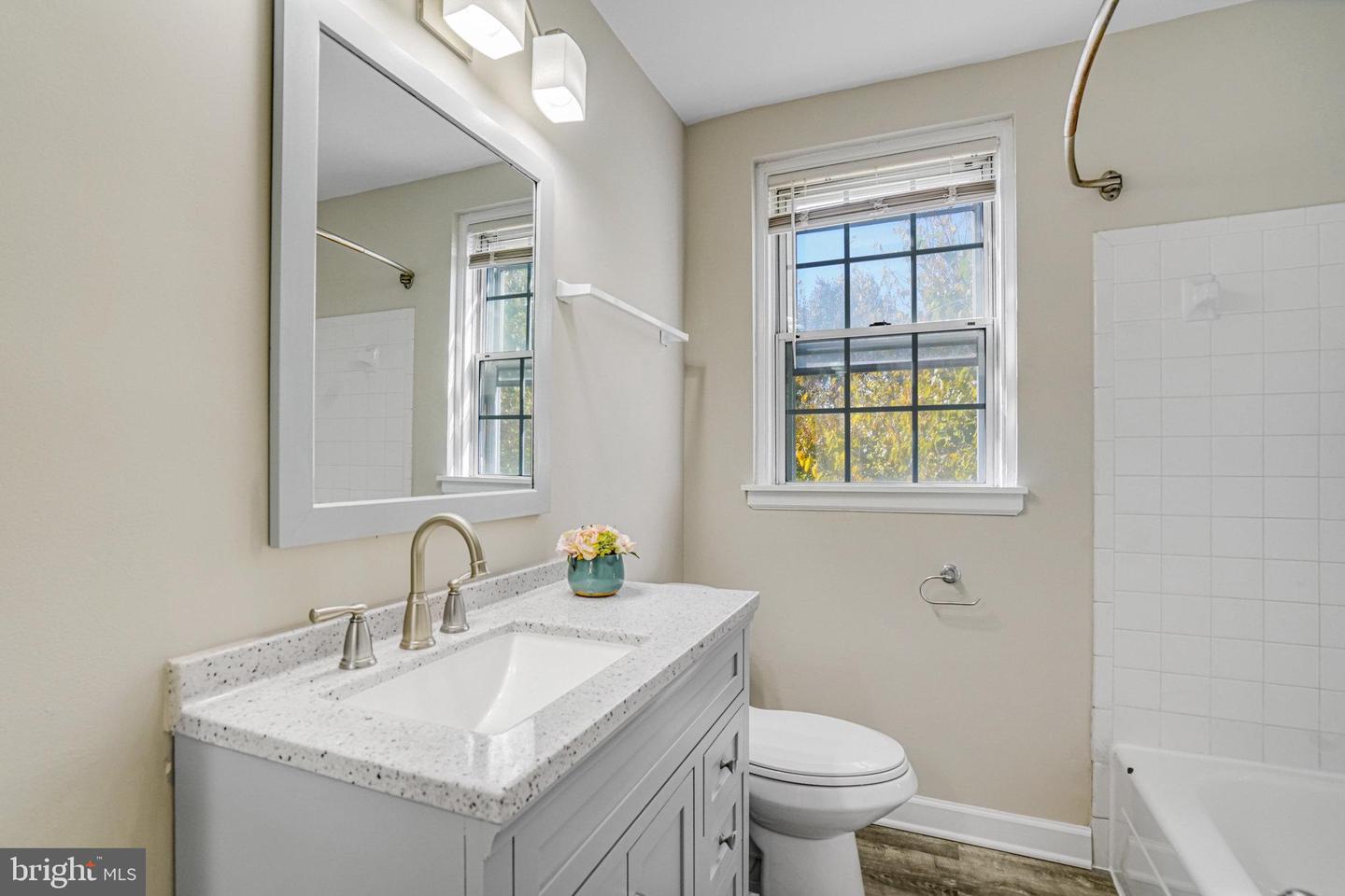 3622 S TAYLOR ST, ARLINGTON, Virginia 22206, 2 Bedrooms Bedrooms, ,2 BathroomsBathrooms,Residential,For sale,3622 S TAYLOR ST,VAAR2065390 MLS # VAAR2065390 3622 S TAYLOR ST, ARLINGTON, Virginia 22206, 2 Bedrooms Bedrooms, ,2 BathroomsBathrooms,Residential,For sale,3622 S TAYLOR ST,VAAR2065390 MLS # VAAR2065390