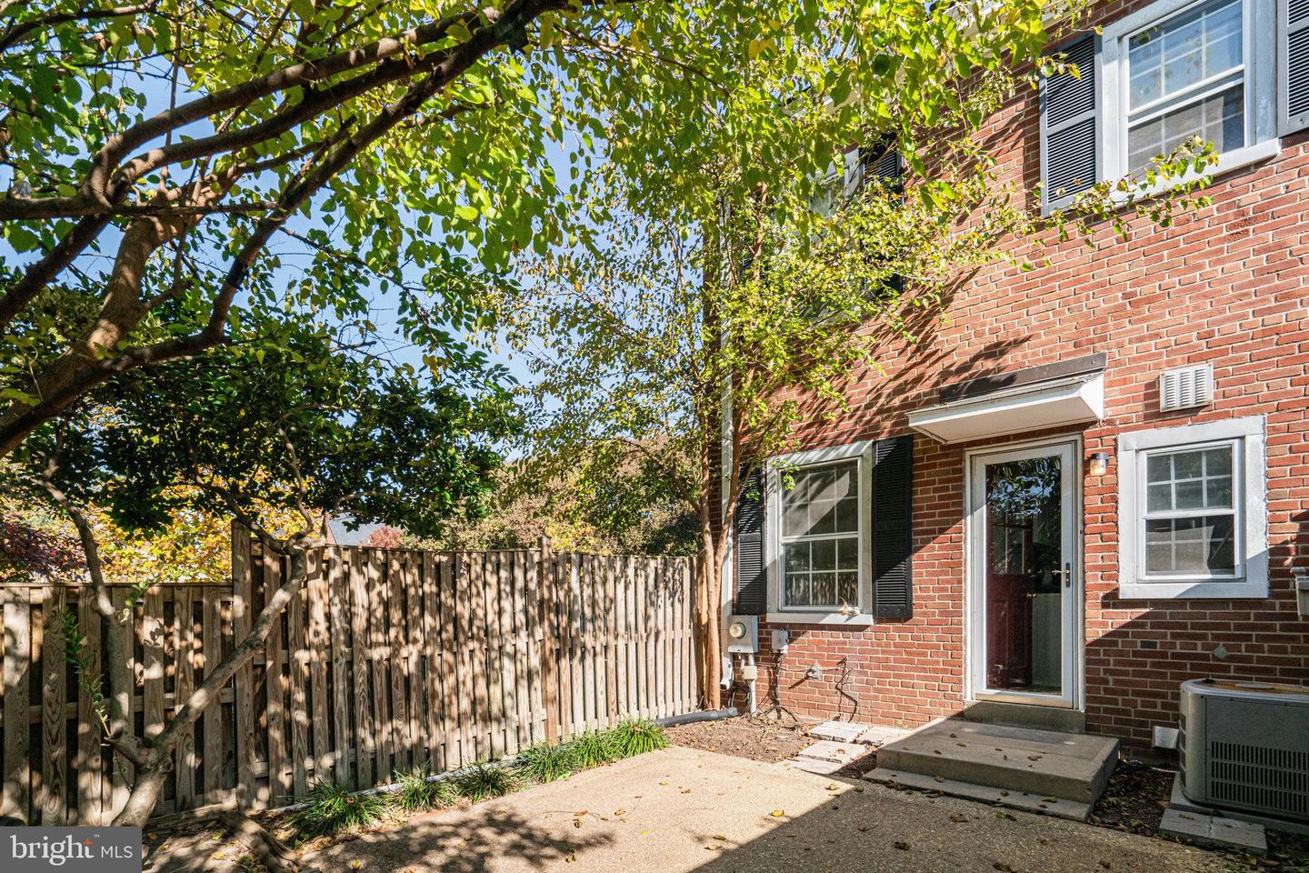 3622 S TAYLOR ST, ARLINGTON, Virginia 22206, 2 Bedrooms Bedrooms, ,2 BathroomsBathrooms,Residential,For sale,3622 S TAYLOR ST,VAAR2065390 MLS # VAAR2065390 3622 S TAYLOR ST, ARLINGTON, Virginia 22206, 2 Bedrooms Bedrooms, ,2 BathroomsBathrooms,Residential,For sale,3622 S TAYLOR ST,VAAR2065390 MLS # VAAR2065390