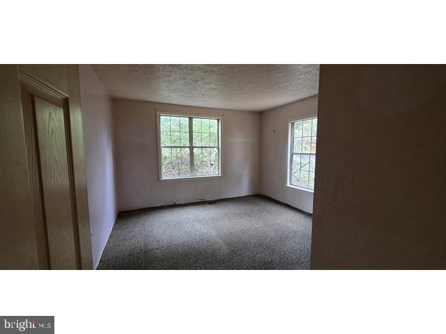 298 HONEY FARM LN, FRONT ROYAL, Virginia 22630, 2 Bedrooms Bedrooms, ,2 BathroomsBathrooms,Residential,For sale,298 HONEY FARM LN,VAWR2012646 MLS # VAWR2012646 298 HONEY FARM LN, FRONT ROYAL, Virginia 22630, 2 Bedrooms Bedrooms, ,2 BathroomsBathrooms,Residential,For sale,298 HONEY FARM LN,VAWR2012646 MLS # VAWR2012646