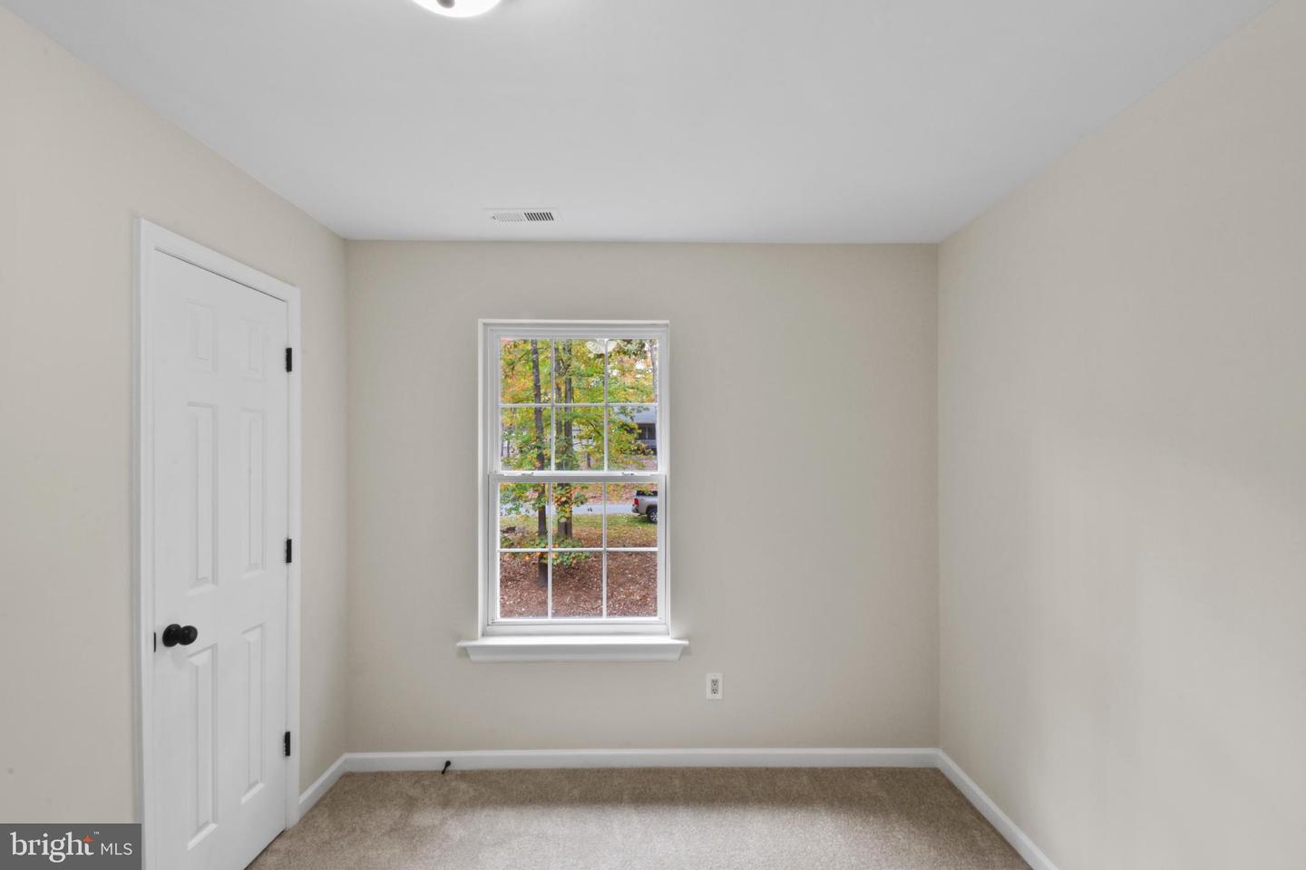 11 S BEARWOOD DR, PALMYRA, Virginia 22963, 3 Bedrooms Bedrooms, 6 Rooms Rooms,2 BathroomsBathrooms,Residential,For sale,11 S BEARWOOD DR,VAFN2000534 MLS # VAFN2000534 11 S BEARWOOD DR, PALMYRA, Virginia 22963, 3 Bedrooms Bedrooms, 6 Rooms Rooms,2 BathroomsBathrooms,Residential,For sale,11 S BEARWOOD DR,VAFN2000534 MLS # VAFN2000534