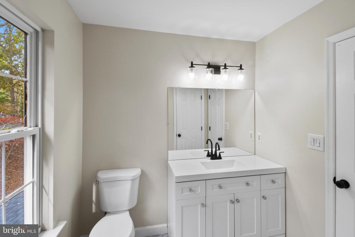 11 S BEARWOOD DR, PALMYRA, Virginia 22963, 3 Bedrooms Bedrooms, 6 Rooms Rooms,2 BathroomsBathrooms,Residential,For sale,11 S BEARWOOD DR,VAFN2000534 MLS # VAFN2000534 11 S BEARWOOD DR, PALMYRA, Virginia 22963, 3 Bedrooms Bedrooms, 6 Rooms Rooms,2 BathroomsBathrooms,Residential,For sale,11 S BEARWOOD DR,VAFN2000534 MLS # VAFN2000534