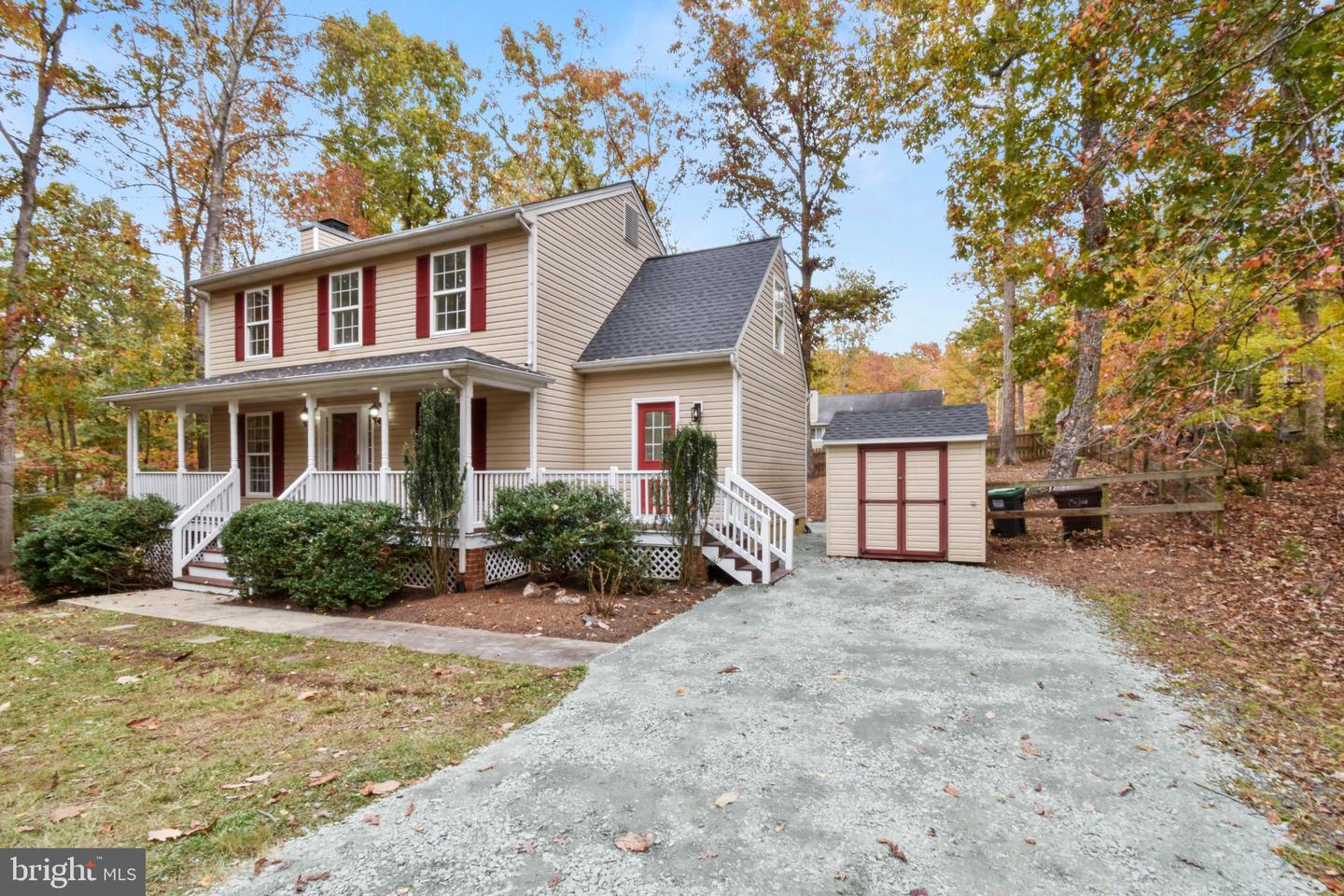 11 S BEARWOOD DR, PALMYRA, Virginia 22963, 3 Bedrooms Bedrooms, 6 Rooms Rooms,2 BathroomsBathrooms,Residential,For sale,11 S BEARWOOD DR,VAFN2000534 MLS # VAFN2000534 11 S BEARWOOD DR, PALMYRA, Virginia 22963, 3 Bedrooms Bedrooms, 6 Rooms Rooms,2 BathroomsBathrooms,Residential,For sale,11 S BEARWOOD DR,VAFN2000534 MLS # VAFN2000534