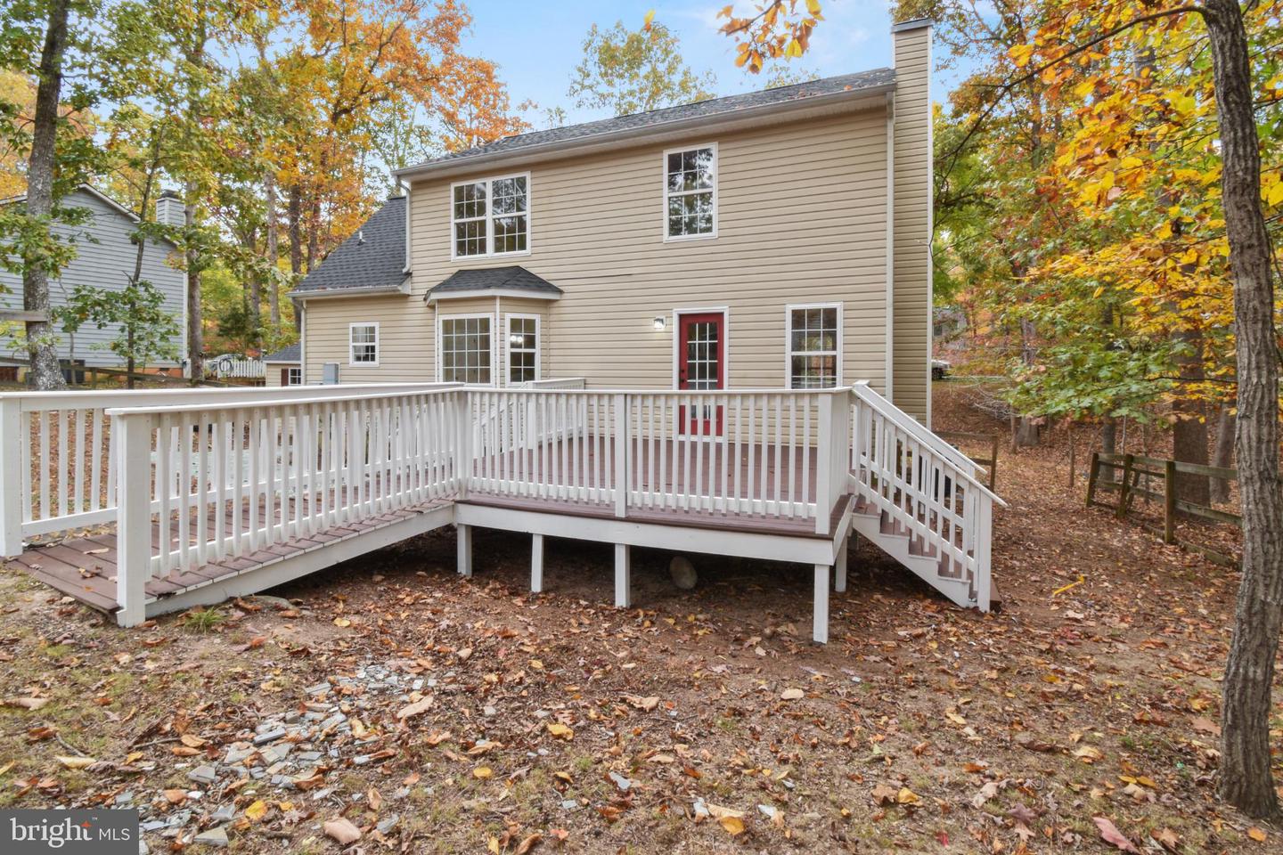 11 S BEARWOOD DR, PALMYRA, Virginia 22963, 3 Bedrooms Bedrooms, 6 Rooms Rooms,2 BathroomsBathrooms,Residential,For sale,11 S BEARWOOD DR,VAFN2000534 MLS # VAFN2000534 11 S BEARWOOD DR, PALMYRA, Virginia 22963, 3 Bedrooms Bedrooms, 6 Rooms Rooms,2 BathroomsBathrooms,Residential,For sale,11 S BEARWOOD DR,VAFN2000534 MLS # VAFN2000534