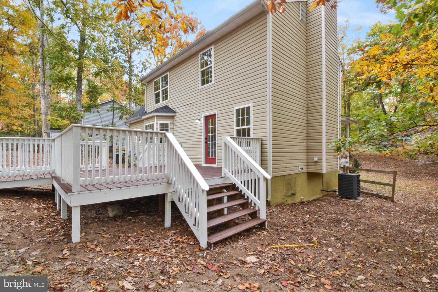 11 S BEARWOOD DR, PALMYRA, Virginia 22963, 3 Bedrooms Bedrooms, 6 Rooms Rooms,2 BathroomsBathrooms,Residential,For sale,11 S BEARWOOD DR,VAFN2000534 MLS # VAFN2000534 11 S BEARWOOD DR, PALMYRA, Virginia 22963, 3 Bedrooms Bedrooms, 6 Rooms Rooms,2 BathroomsBathrooms,Residential,For sale,11 S BEARWOOD DR,VAFN2000534 MLS # VAFN2000534