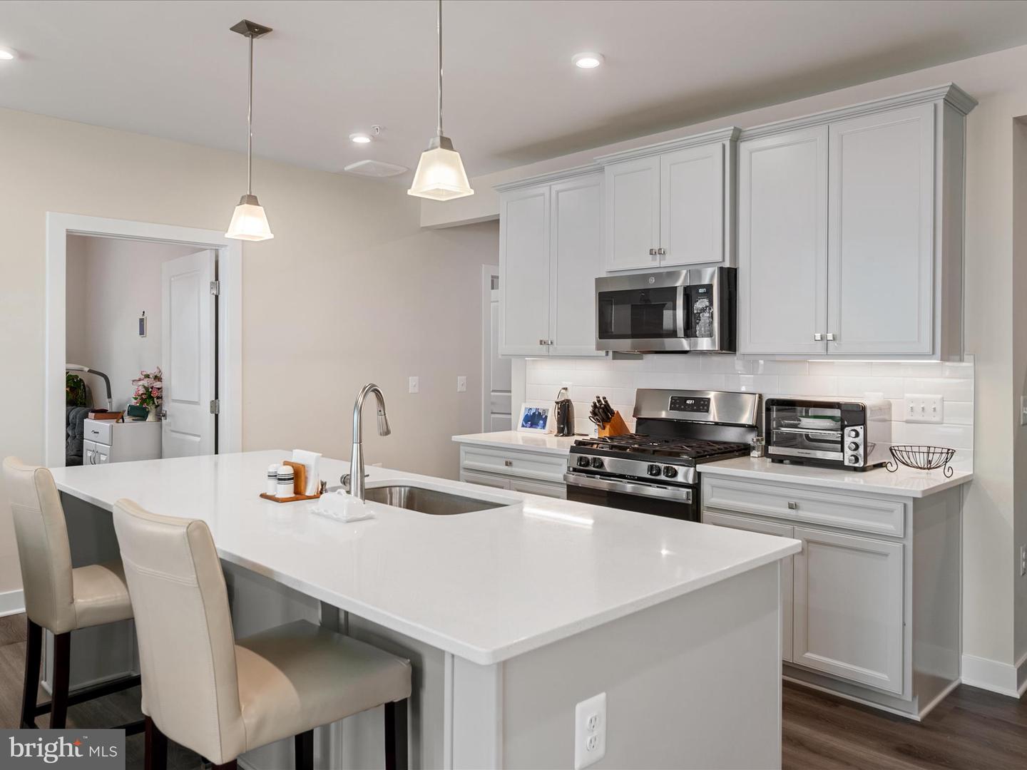 151 MCCORMICK CIR #201, WINCHESTER, Virginia 22602, 2 Bedrooms Bedrooms, ,2 BathroomsBathrooms,Residential,For sale,151 MCCORMICK CIR #201,VAFV2037732 MLS # VAFV2037732 151 MCCORMICK CIR #201, WINCHESTER, Virginia 22602, 2 Bedrooms Bedrooms, ,2 BathroomsBathrooms,Residential,For sale,151 MCCORMICK CIR #201,VAFV2037732 MLS # VAFV2037732