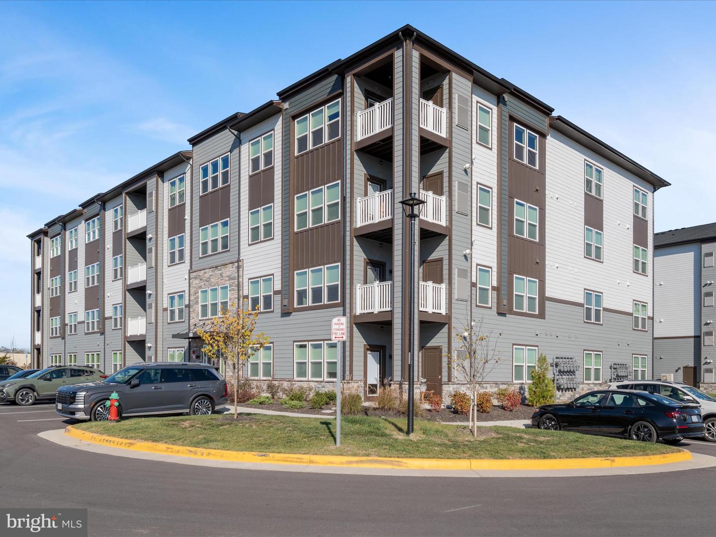 151 MCCORMICK CIR #201, WINCHESTER, Virginia 22602, 2 Bedrooms Bedrooms, ,2 BathroomsBathrooms,Residential,For sale,151 MCCORMICK CIR #201,VAFV2037732 MLS # VAFV2037732 151 MCCORMICK CIR #201, WINCHESTER, Virginia 22602, 2 Bedrooms Bedrooms, ,2 BathroomsBathrooms,Residential,For sale,151 MCCORMICK CIR #201,VAFV2037732 MLS # VAFV2037732