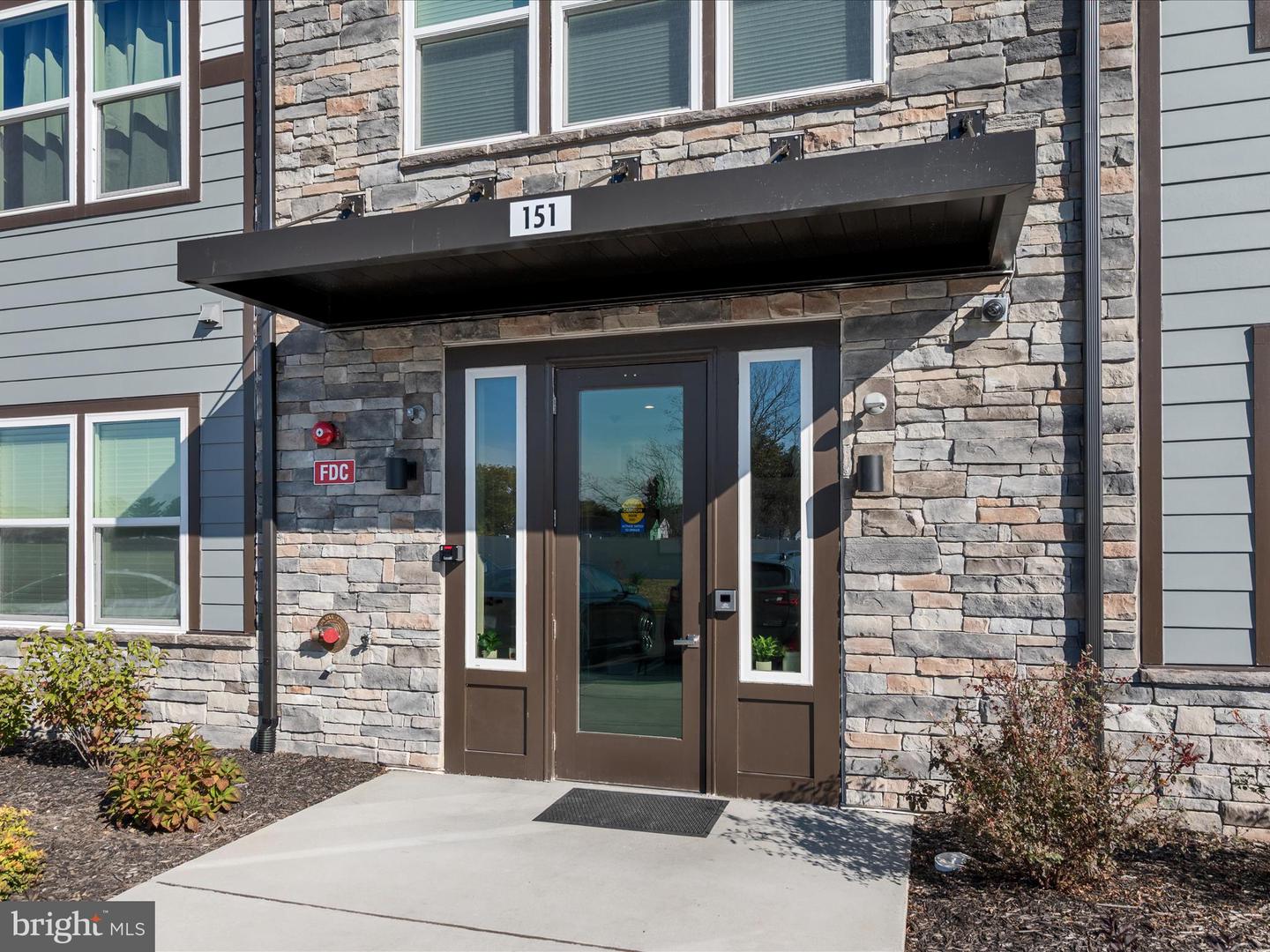 151 MCCORMICK CIR #201, WINCHESTER, Virginia 22602, 2 Bedrooms Bedrooms, ,2 BathroomsBathrooms,Residential,For sale,151 MCCORMICK CIR #201,VAFV2037732 MLS # VAFV2037732 151 MCCORMICK CIR #201, WINCHESTER, Virginia 22602, 2 Bedrooms Bedrooms, ,2 BathroomsBathrooms,Residential,For sale,151 MCCORMICK CIR #201,VAFV2037732 MLS # VAFV2037732