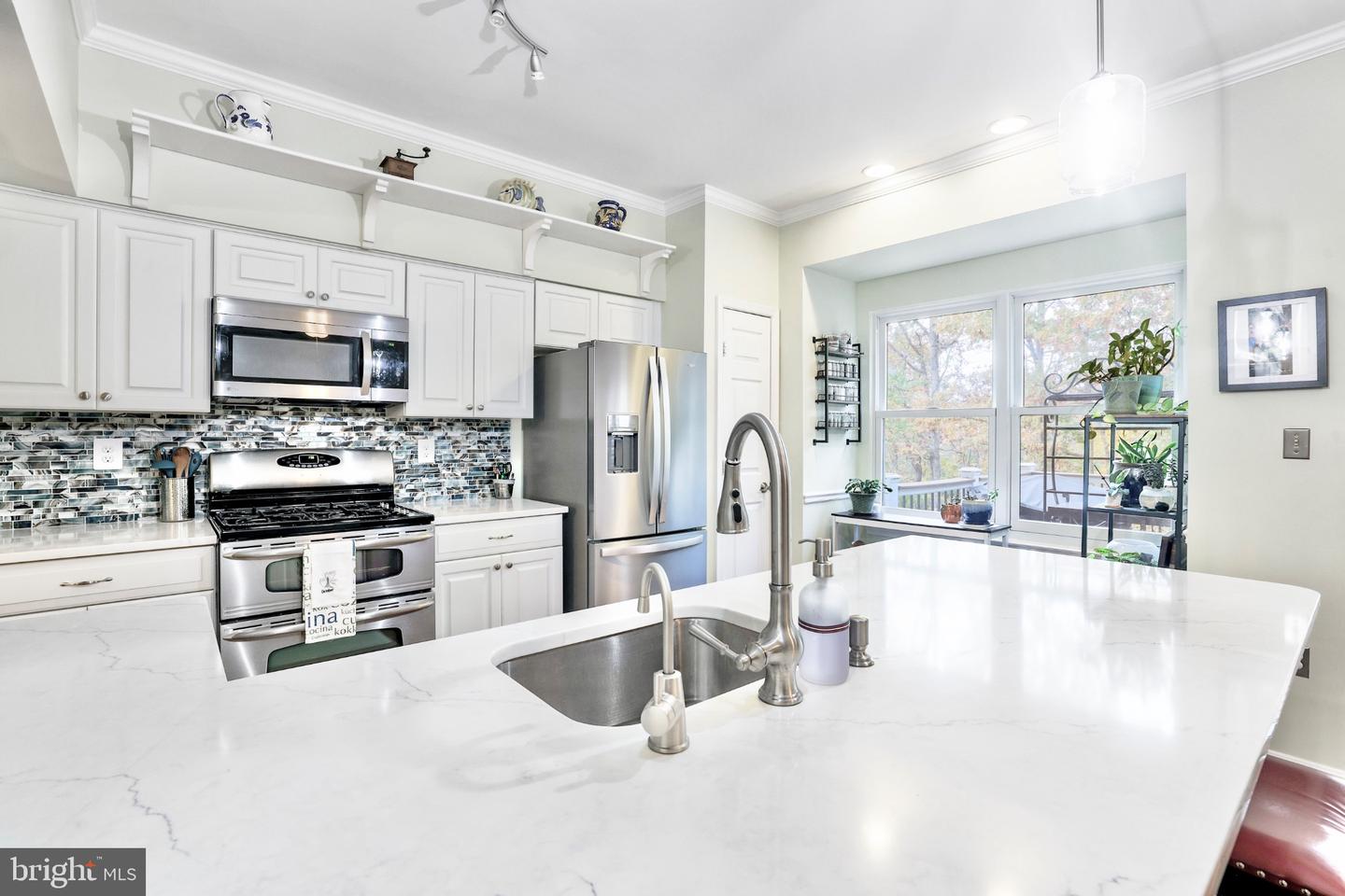 13026 COBBLE LN, CLIFTON, Virginia 20124, 3 Bedrooms Bedrooms, 16 Rooms Rooms,3 BathroomsBathrooms,Residential,For sale,13026 COBBLE LN,VAFX2276790 MLS # VAFX2276790 13026 COBBLE LN, CLIFTON, Virginia 20124, 3 Bedrooms Bedrooms, 16 Rooms Rooms,3 BathroomsBathrooms,Residential,For sale,13026 COBBLE LN,VAFX2276790 MLS # VAFX2276790