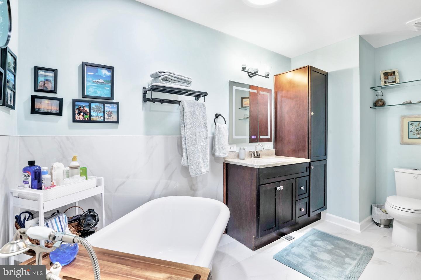 13026 COBBLE LN, CLIFTON, Virginia 20124, 3 Bedrooms Bedrooms, 16 Rooms Rooms,3 BathroomsBathrooms,Residential,For sale,13026 COBBLE LN,VAFX2276790 MLS # VAFX2276790 13026 COBBLE LN, CLIFTON, Virginia 20124, 3 Bedrooms Bedrooms, 16 Rooms Rooms,3 BathroomsBathrooms,Residential,For sale,13026 COBBLE LN,VAFX2276790 MLS # VAFX2276790