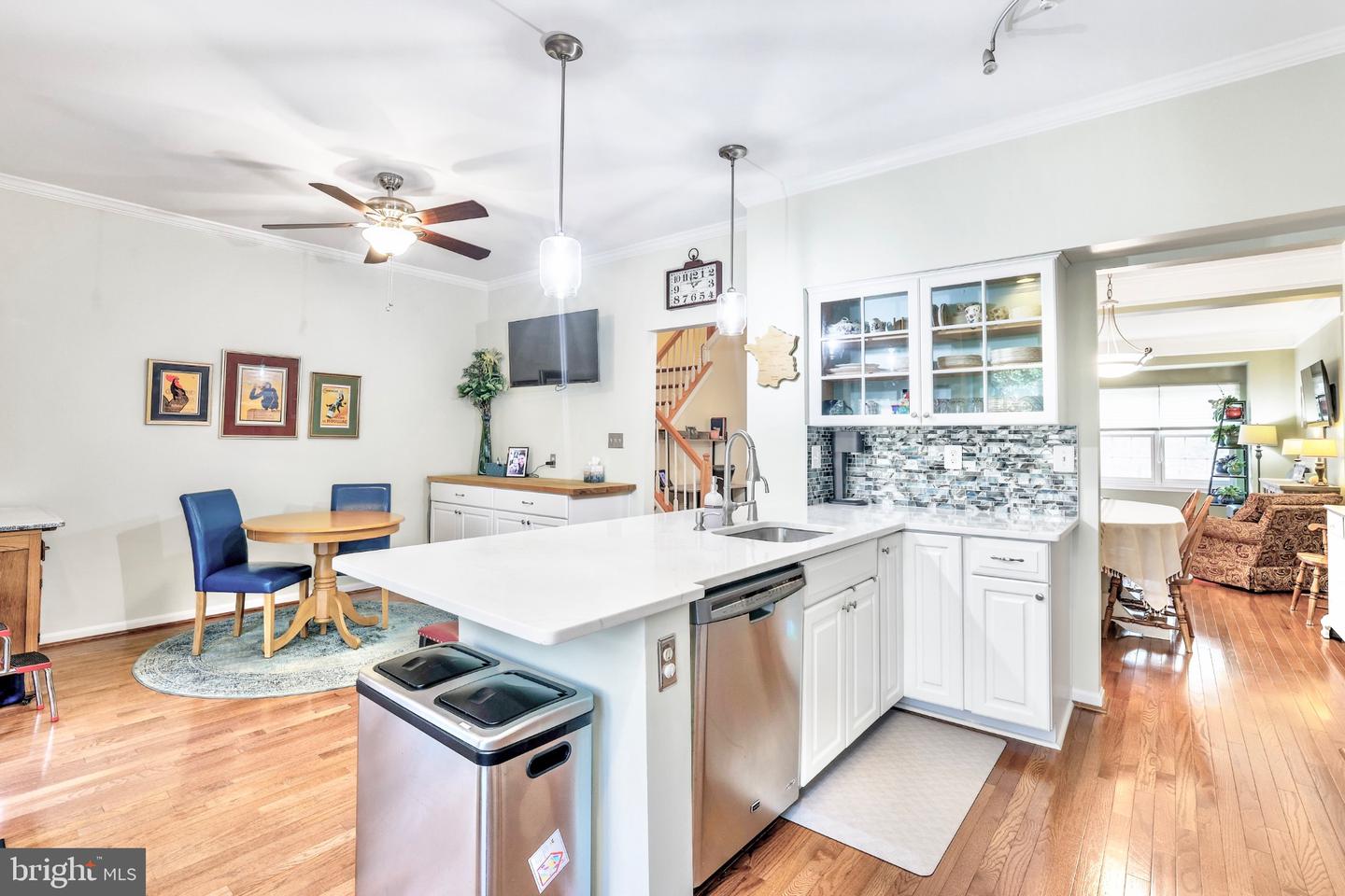 13026 COBBLE LN, CLIFTON, Virginia 20124, 3 Bedrooms Bedrooms, 16 Rooms Rooms,3 BathroomsBathrooms,Residential,For sale,13026 COBBLE LN,VAFX2276790 MLS # VAFX2276790 13026 COBBLE LN, CLIFTON, Virginia 20124, 3 Bedrooms Bedrooms, 16 Rooms Rooms,3 BathroomsBathrooms,Residential,For sale,13026 COBBLE LN,VAFX2276790 MLS # VAFX2276790