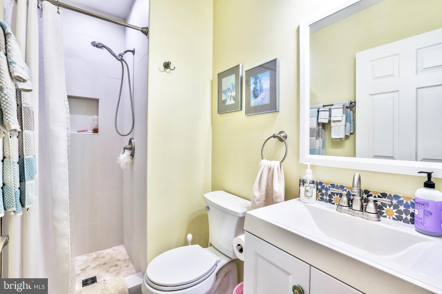 13026 COBBLE LN, CLIFTON, Virginia 20124, 3 Bedrooms Bedrooms, 16 Rooms Rooms,3 BathroomsBathrooms,Residential,For sale,13026 COBBLE LN,VAFX2276790 MLS # VAFX2276790 13026 COBBLE LN, CLIFTON, Virginia 20124, 3 Bedrooms Bedrooms, 16 Rooms Rooms,3 BathroomsBathrooms,Residential,For sale,13026 COBBLE LN,VAFX2276790 MLS # VAFX2276790