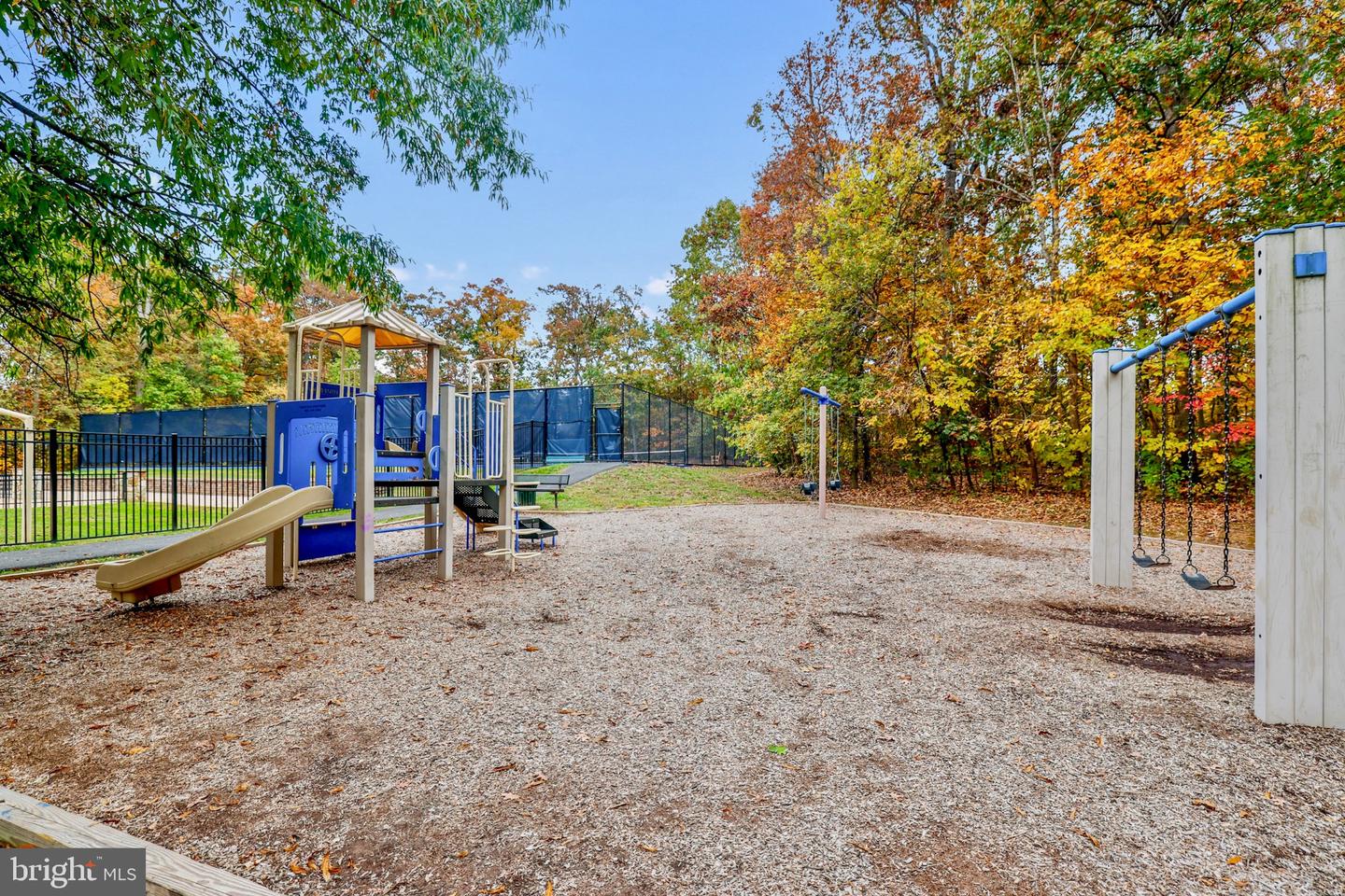 13026 COBBLE LN, CLIFTON, Virginia 20124, 3 Bedrooms Bedrooms, 16 Rooms Rooms,3 BathroomsBathrooms,Residential,For sale,13026 COBBLE LN,VAFX2276790 MLS # VAFX2276790 13026 COBBLE LN, CLIFTON, Virginia 20124, 3 Bedrooms Bedrooms, 16 Rooms Rooms,3 BathroomsBathrooms,Residential,For sale,13026 COBBLE LN,VAFX2276790 MLS # VAFX2276790