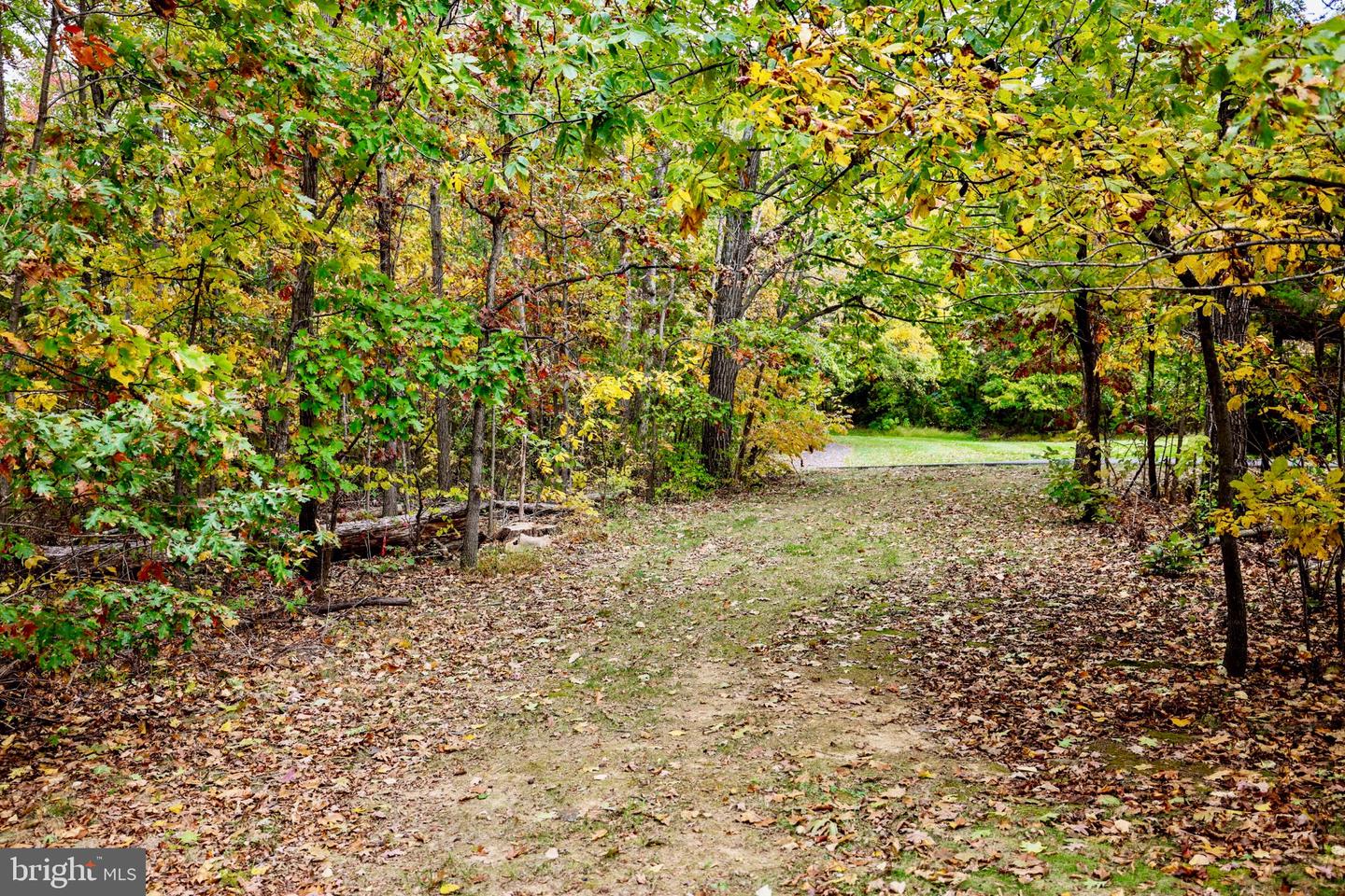 13026 COBBLE LN, CLIFTON, Virginia 20124, 3 Bedrooms Bedrooms, 16 Rooms Rooms,3 BathroomsBathrooms,Residential,For sale,13026 COBBLE LN,VAFX2276790 MLS # VAFX2276790 13026 COBBLE LN, CLIFTON, Virginia 20124, 3 Bedrooms Bedrooms, 16 Rooms Rooms,3 BathroomsBathrooms,Residential,For sale,13026 COBBLE LN,VAFX2276790 MLS # VAFX2276790