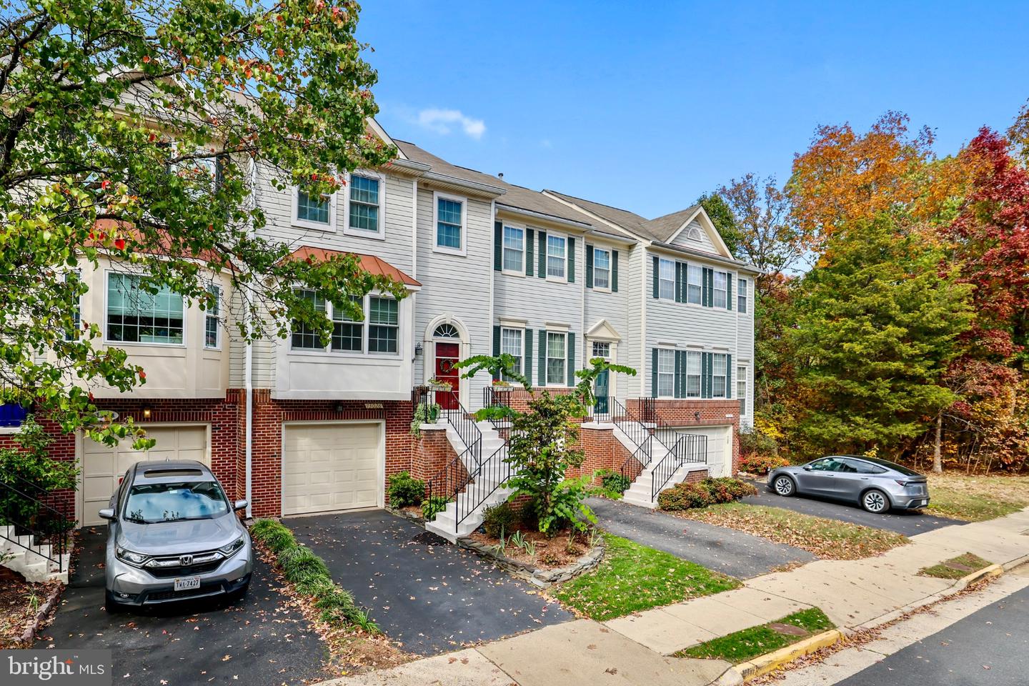 13026 COBBLE LN, CLIFTON, Virginia 20124, 3 Bedrooms Bedrooms, 16 Rooms Rooms,3 BathroomsBathrooms,Residential,For sale,13026 COBBLE LN,VAFX2276790 MLS # VAFX2276790 13026 COBBLE LN, CLIFTON, Virginia 20124, 3 Bedrooms Bedrooms, 16 Rooms Rooms,3 BathroomsBathrooms,Residential,For sale,13026 COBBLE LN,VAFX2276790 MLS # VAFX2276790