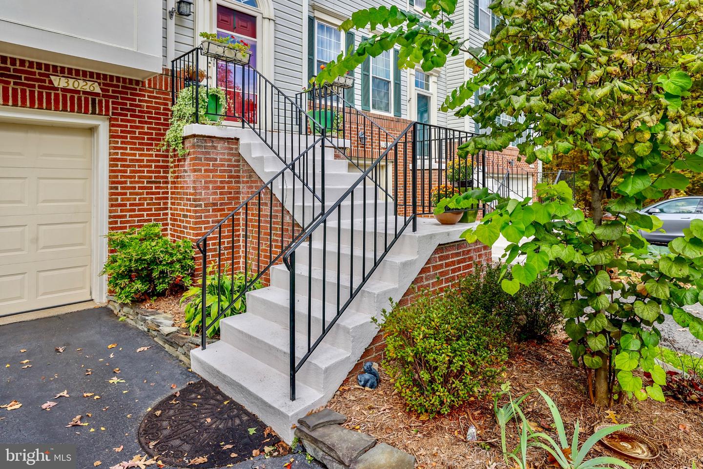 13026 COBBLE LN, CLIFTON, Virginia 20124, 3 Bedrooms Bedrooms, 16 Rooms Rooms,3 BathroomsBathrooms,Residential,For sale,13026 COBBLE LN,VAFX2276790 MLS # VAFX2276790 13026 COBBLE LN, CLIFTON, Virginia 20124, 3 Bedrooms Bedrooms, 16 Rooms Rooms,3 BathroomsBathrooms,Residential,For sale,13026 COBBLE LN,VAFX2276790 MLS # VAFX2276790