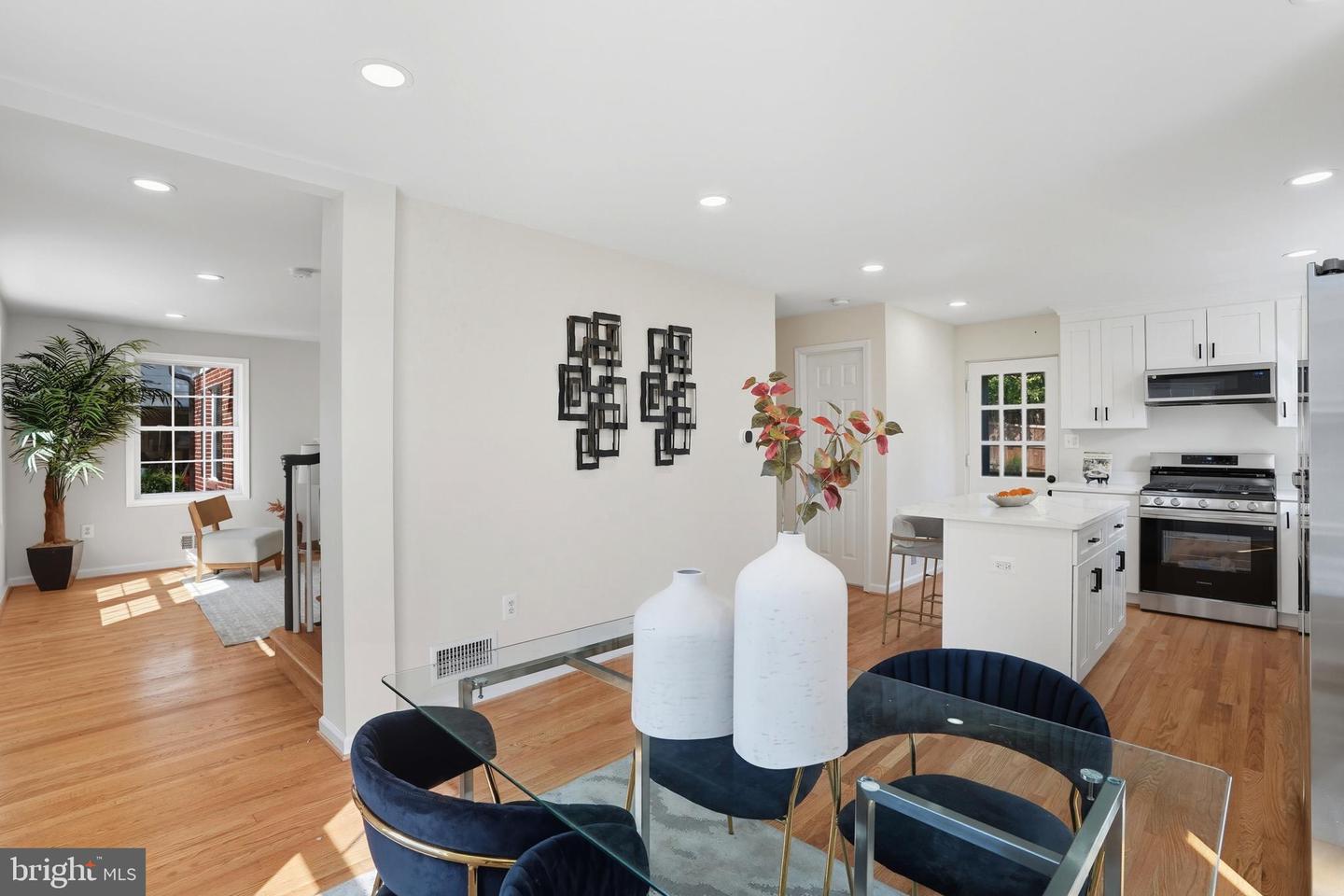 7406 MASONVILLE DR, ANNANDALE, Virginia 22003, 5 Bedrooms Bedrooms, ,3 BathroomsBathrooms,Residential,For sale,7406 MASONVILLE DR,VAFX2276800 MLS # VAFX2276800 7406 MASONVILLE DR, ANNANDALE, Virginia 22003, 5 Bedrooms Bedrooms, ,3 BathroomsBathrooms,Residential,For sale,7406 MASONVILLE DR,VAFX2276800 MLS # VAFX2276800