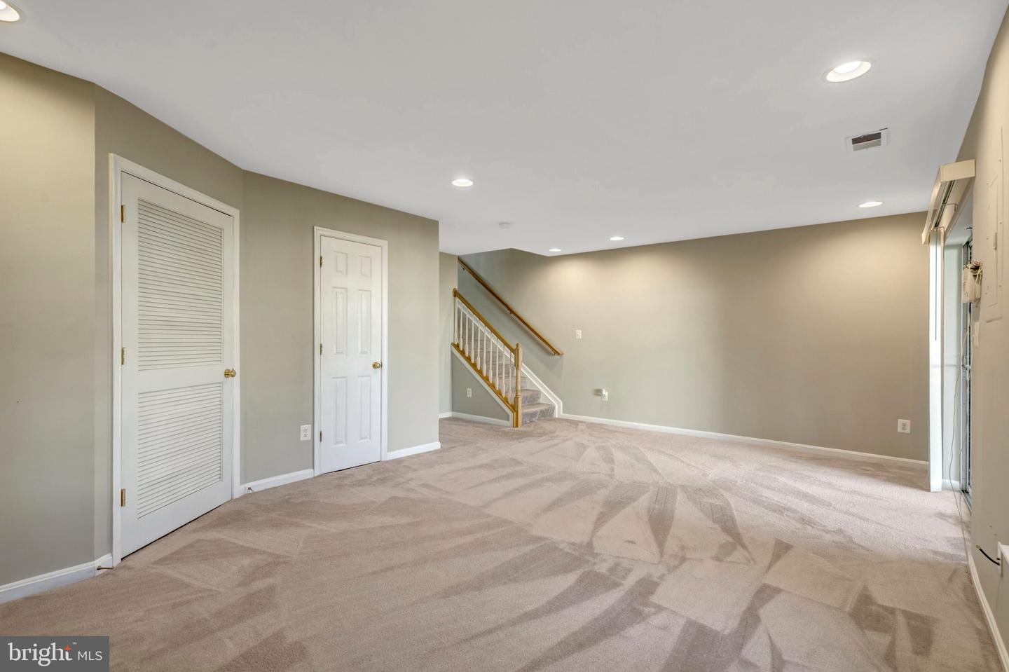 8706 PHIPPS FARM WAY, MANASSAS, Virginia 20109, 3 Bedrooms Bedrooms, ,2 BathroomsBathrooms,Residential,For sale,8706 PHIPPS FARM WAY,VAPW2106910 MLS # VAPW2106910 8706 PHIPPS FARM WAY, MANASSAS, Virginia 20109, 3 Bedrooms Bedrooms, ,2 BathroomsBathrooms,Residential,For sale,8706 PHIPPS FARM WAY,VAPW2106910 MLS # VAPW2106910