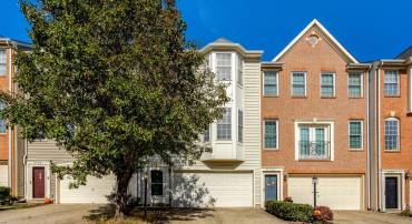 8706 PHIPPS FARM WAY, MANASSAS, Virginia 20109, 3 Bedrooms Bedrooms, ,2 BathroomsBathrooms,Residential,For sale,8706 PHIPPS FARM WAY,VAPW2106910 MLS # VAPW2106910