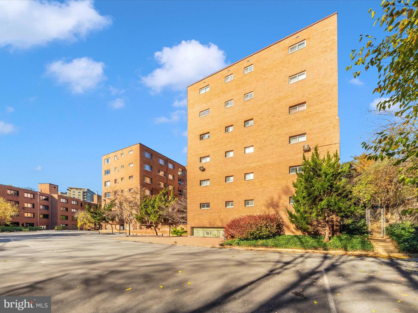 3900 TUNLAW RD NW #604, WASHINGTON, District Of Columbia 20007, 2 Bedrooms Bedrooms, ,1 BathroomBathrooms,Residential,For sale,3900 TUNLAW RD NW #604,DCDC2229476 MLS # DCDC2229476 3900 TUNLAW RD NW #604, WASHINGTON, District Of Columbia 20007, 2 Bedrooms Bedrooms, ,1 BathroomBathrooms,Residential,For sale,3900 TUNLAW RD NW #604,DCDC2229476 MLS # DCDC2229476