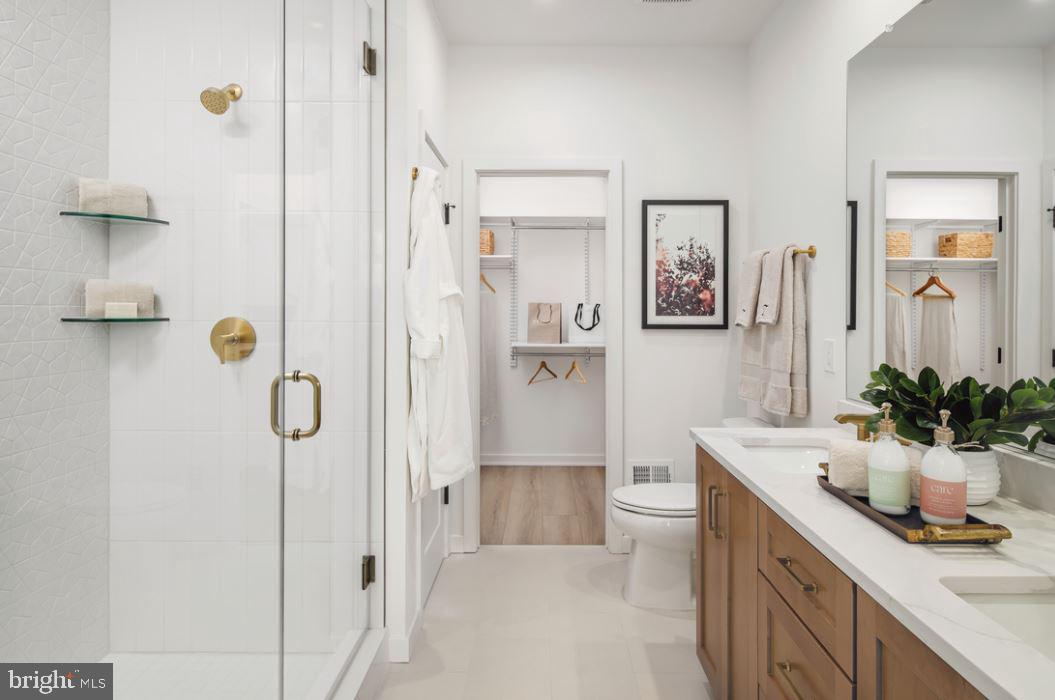 14387 GLEN MANOR DR, CHANTILLY, Virginia 20151, 2 Bedrooms Bedrooms, ,2 BathroomsBathrooms,Residential,For sale,14387 GLEN MANOR DR,VAFX2276826 MLS # VAFX2276826 14387 GLEN MANOR DR, CHANTILLY, Virginia 20151, 2 Bedrooms Bedrooms, ,2 BathroomsBathrooms,Residential,For sale,14387 GLEN MANOR DR,VAFX2276826 MLS # VAFX2276826