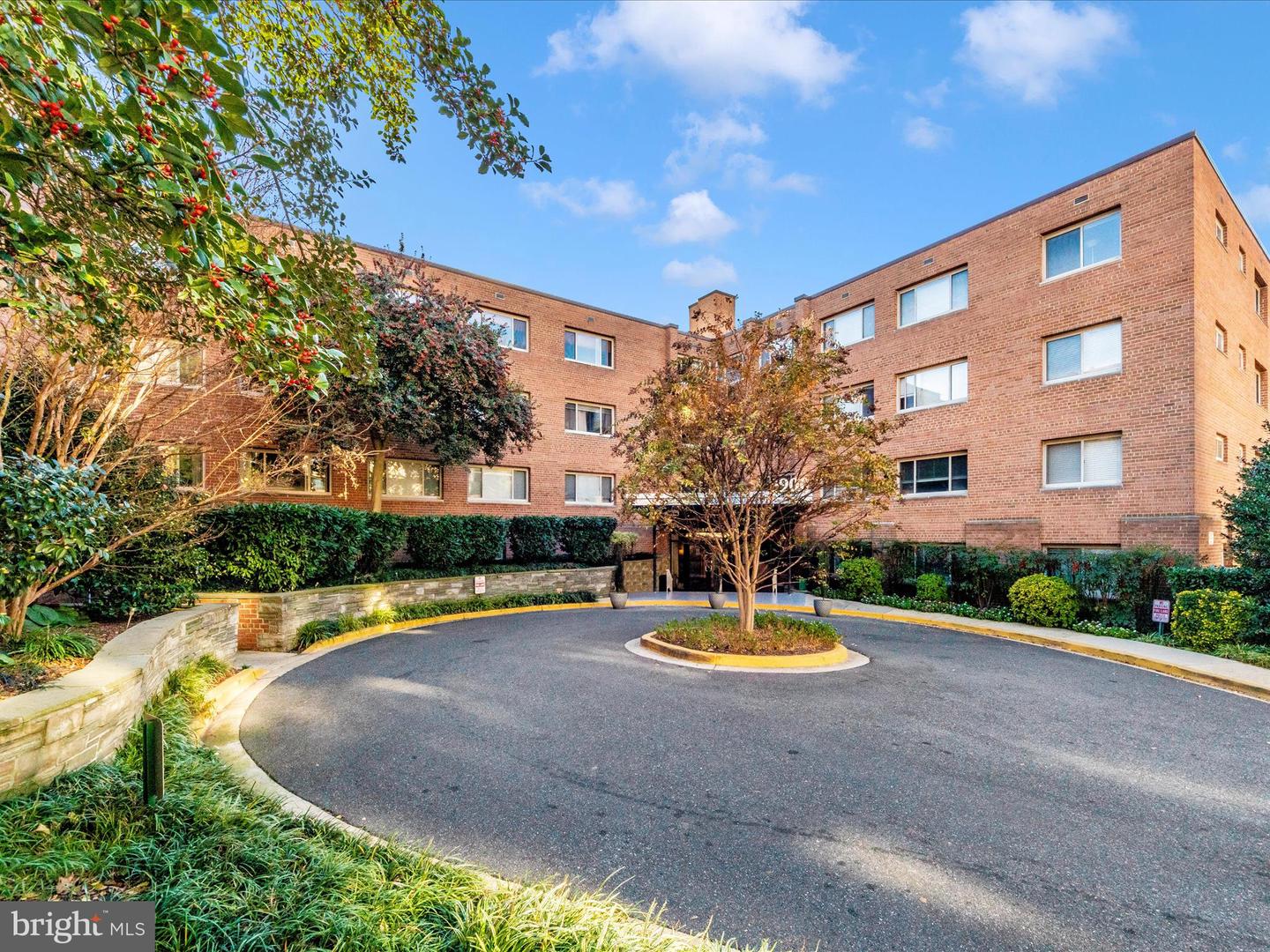 3900 TUNLAW RD NW #104, WASHINGTON, District Of Columbia 20007, 2 Bedrooms Bedrooms, ,1 BathroomBathrooms,Residential,For sale,3900 TUNLAW RD NW #104,DCDC2229490 MLS # DCDC2229490 3900 TUNLAW RD NW #104, WASHINGTON, District Of Columbia 20007, 2 Bedrooms Bedrooms, ,1 BathroomBathrooms,Residential,For sale,3900 TUNLAW RD NW #104,DCDC2229490 MLS # DCDC2229490