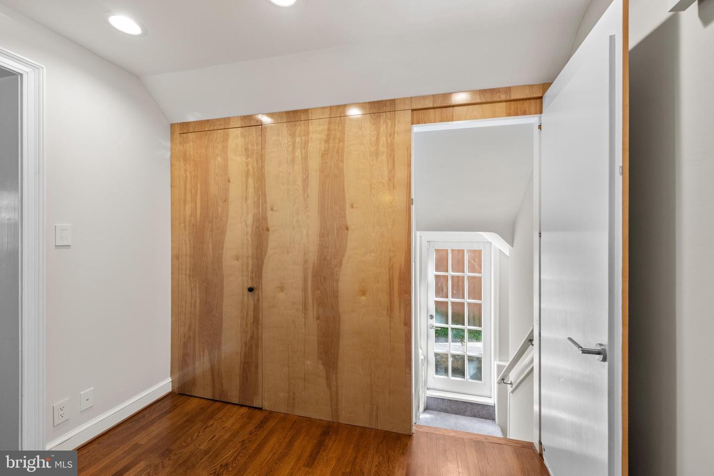 3915 47TH ST NW, WASHINGTON, District Of Columbia 20016, 3 Bedrooms Bedrooms, ,3 BathroomsBathrooms,Residential,For sale,3915 47TH ST NW,DCDC2229492 MLS # DCDC2229492