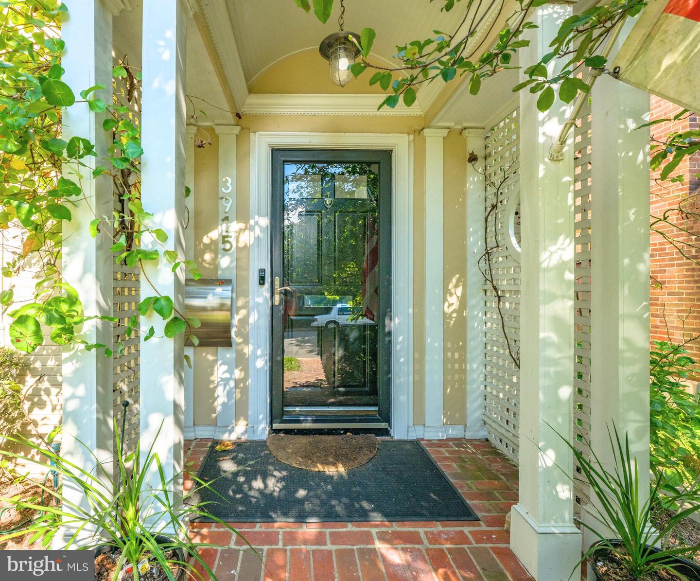 3915 47TH ST NW, WASHINGTON, District Of Columbia 20016, 3 Bedrooms Bedrooms, ,3 BathroomsBathrooms,Residential,For sale,3915 47TH ST NW,DCDC2229492 MLS # DCDC2229492