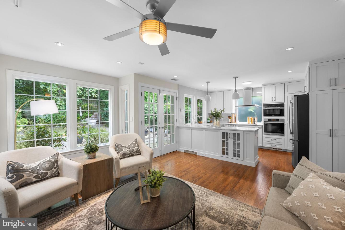 3915 47TH ST NW, WASHINGTON, District Of Columbia 20016, 3 Bedrooms Bedrooms, ,3 BathroomsBathrooms,Residential,For sale,3915 47TH ST NW,DCDC2229492 MLS # DCDC2229492