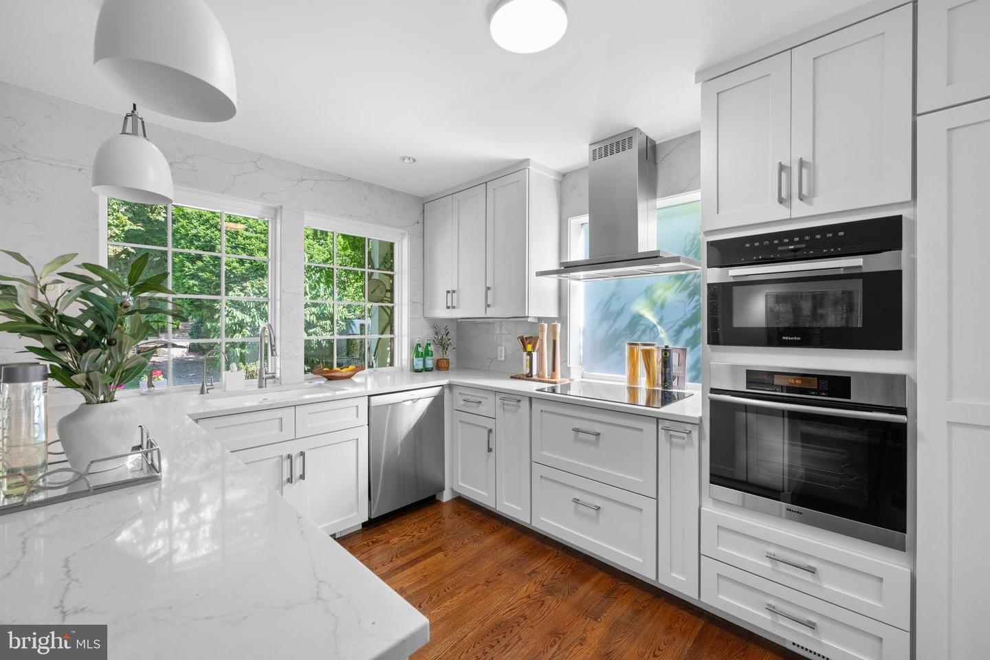 3915 47TH ST NW, WASHINGTON, District Of Columbia 20016, 3 Bedrooms Bedrooms, ,3 BathroomsBathrooms,Residential,For sale,3915 47TH ST NW,DCDC2229492 MLS # DCDC2229492