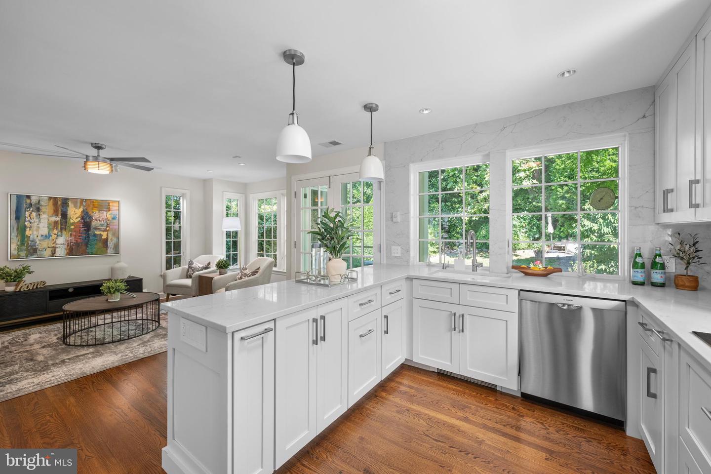 3915 47TH ST NW, WASHINGTON, District Of Columbia 20016, 3 Bedrooms Bedrooms, ,3 BathroomsBathrooms,Residential,For sale,3915 47TH ST NW,DCDC2229492 MLS # DCDC2229492