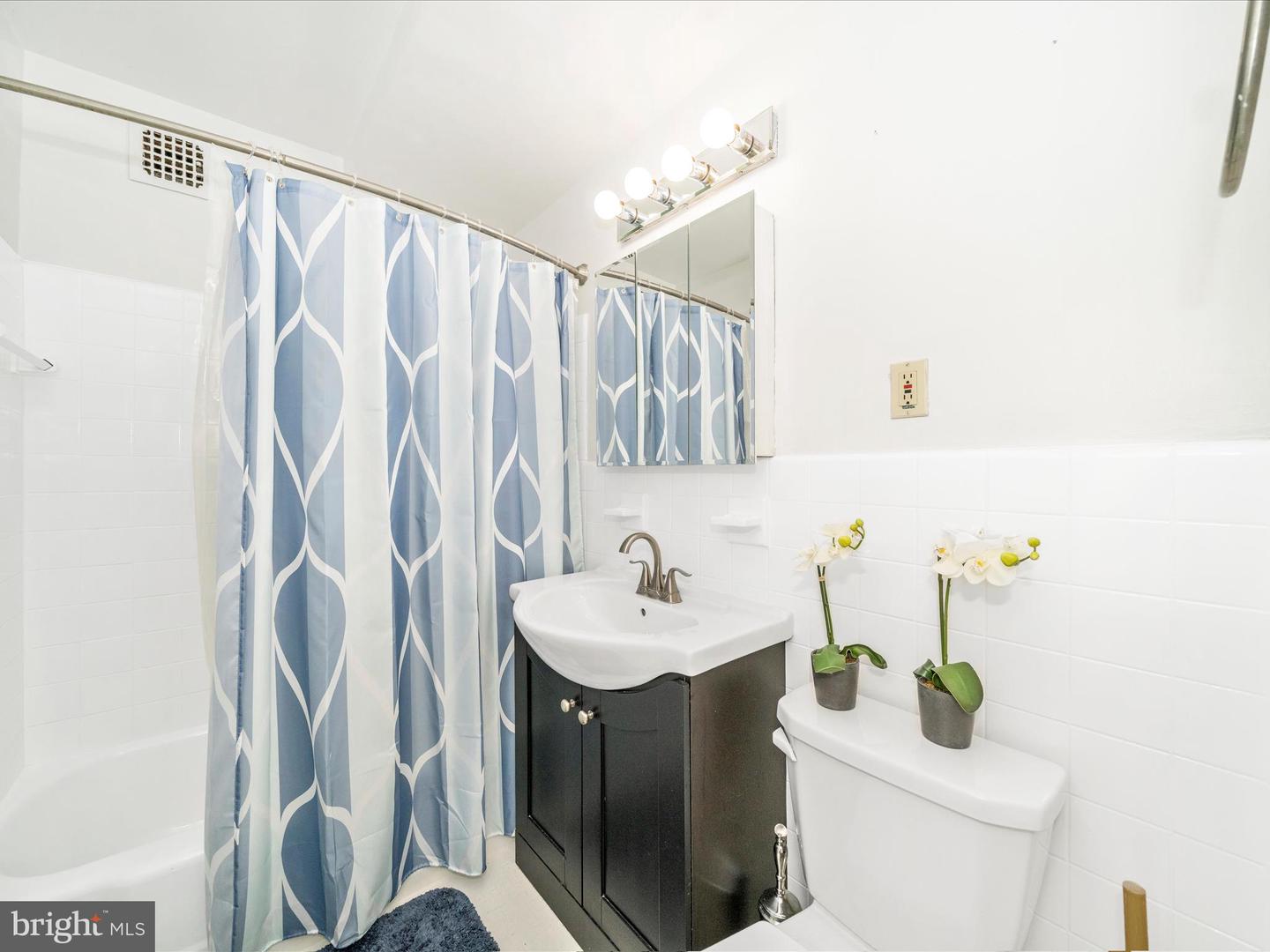 3900 TUNLAW RD NW #613, WASHINGTON, District Of Columbia 20007, 1 Bedroom Bedrooms, ,1 BathroomBathrooms,Residential,For sale,3900 TUNLAW RD NW #613,DCDC2229494 MLS # DCDC2229494 3900 TUNLAW RD NW #613, WASHINGTON, District Of Columbia 20007, 1 Bedroom Bedrooms, ,1 BathroomBathrooms,Residential,For sale,3900 TUNLAW RD NW #613,DCDC2229494 MLS # DCDC2229494